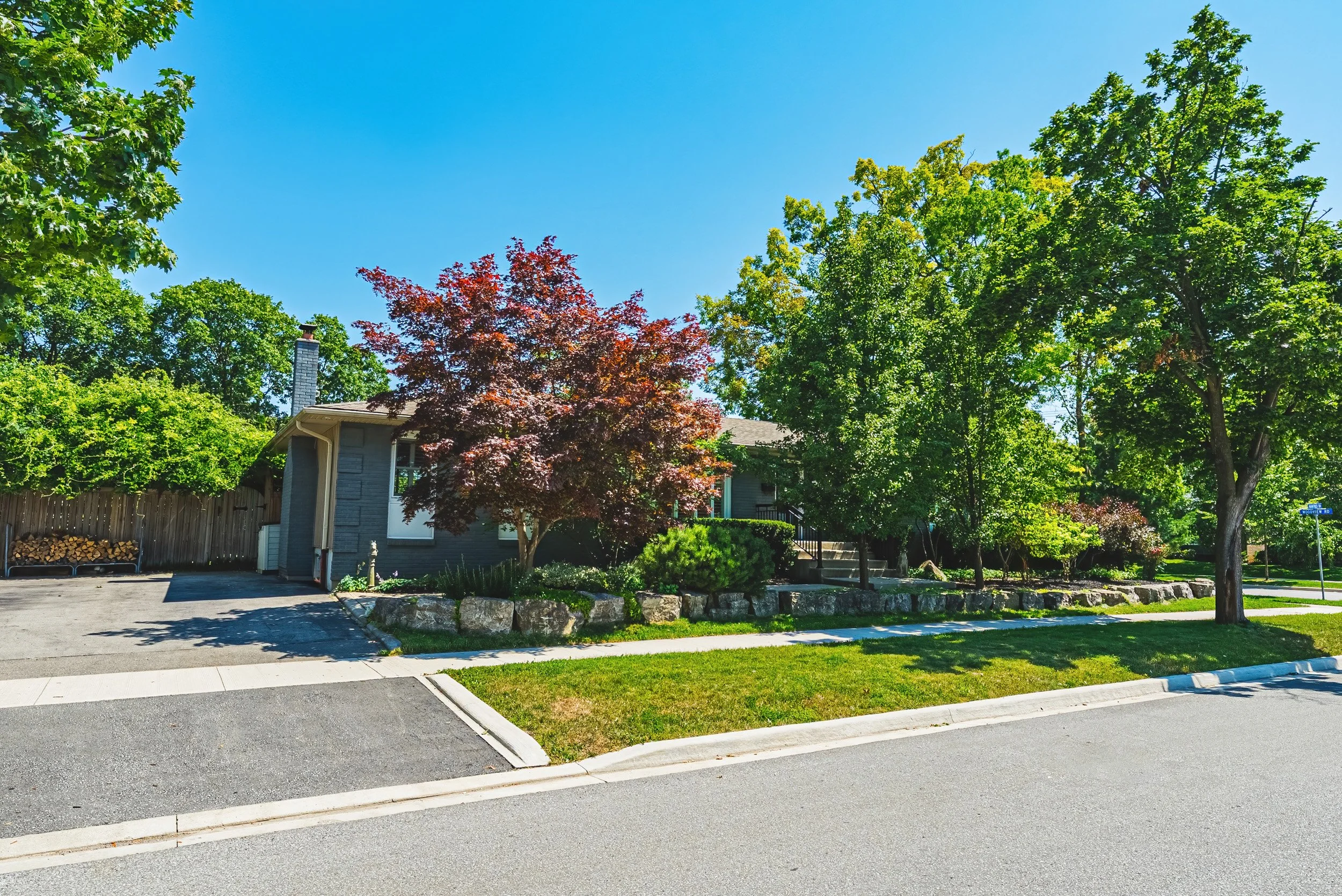 6 - 3384 Manfred Dr, Burlington.jpg