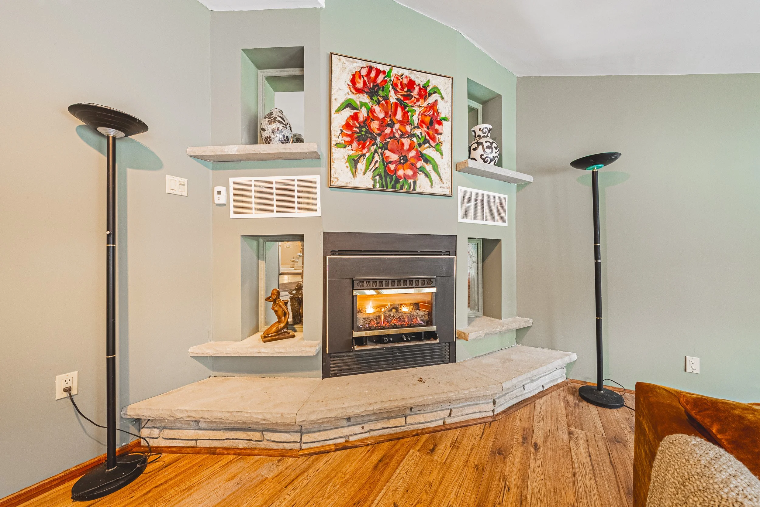 31 - 948 Concession 6 Townsend, Waterford.jpg