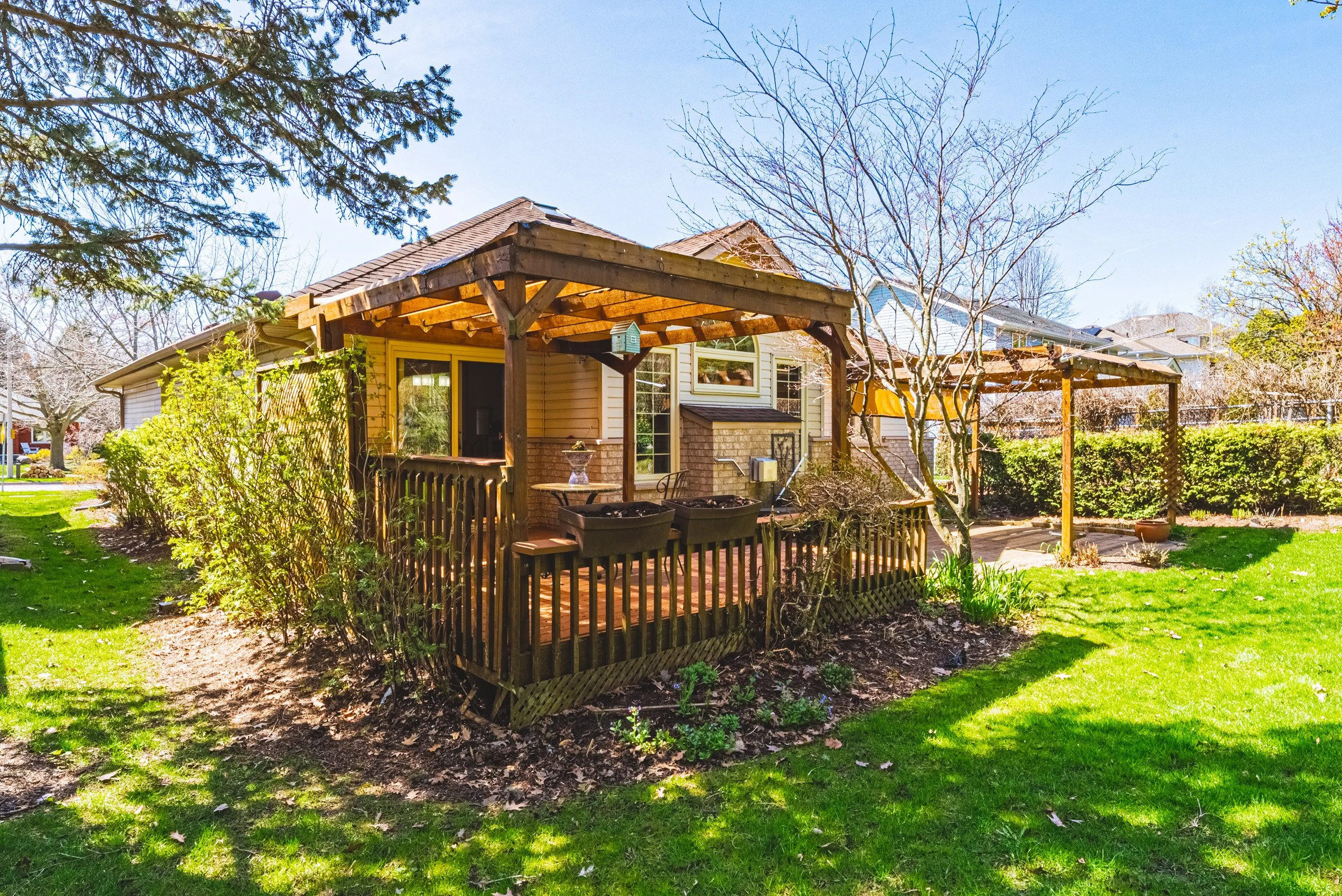 38 - 48 Tanager Dr, Guelph.jpg