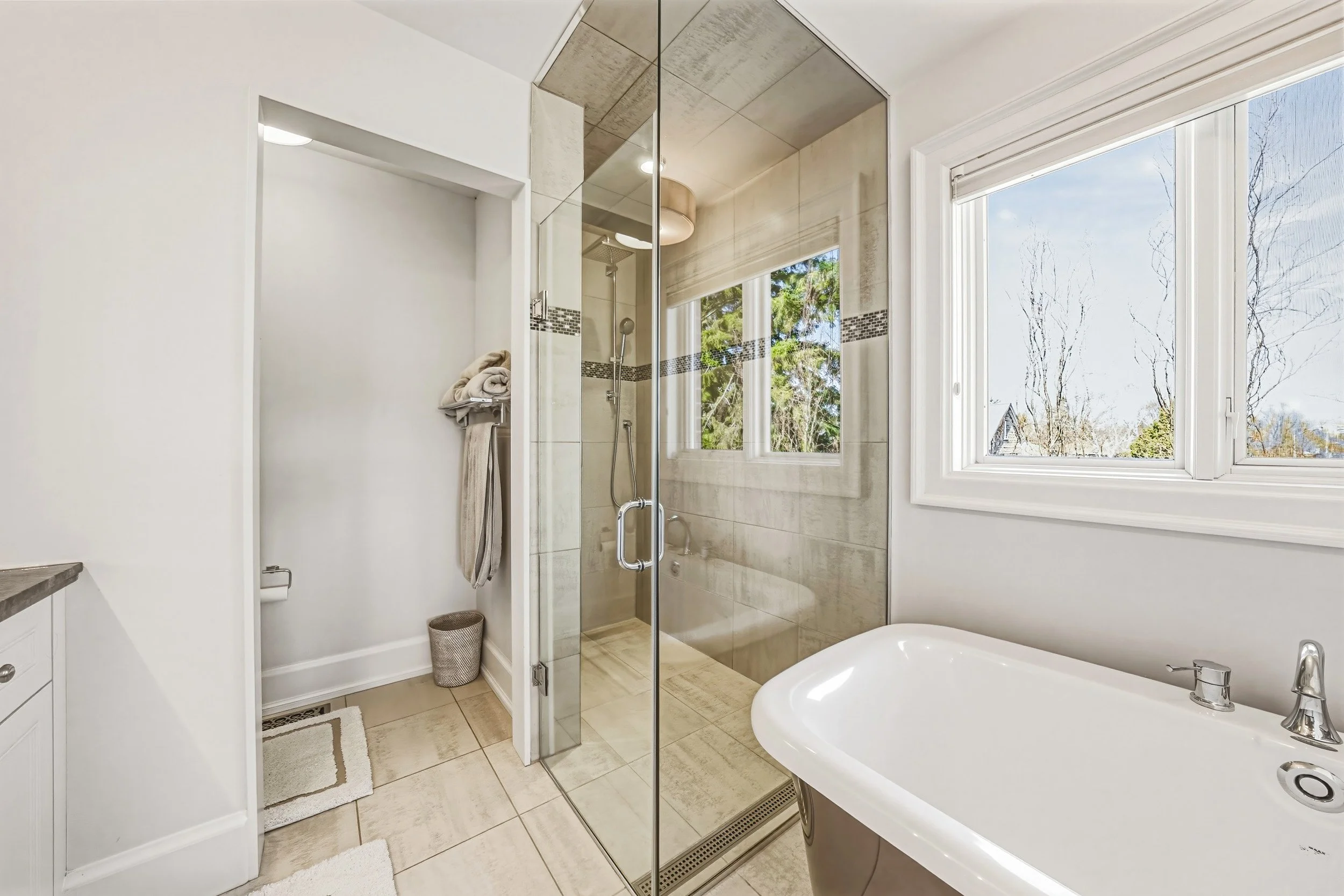 28 - 476 Patricia Dr, Burlington.jpg