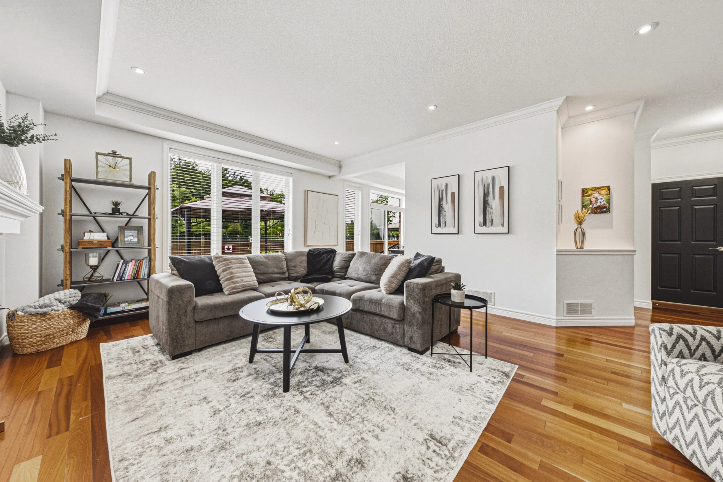 23 - 20 Degrow Cres, Binbrook.jpg