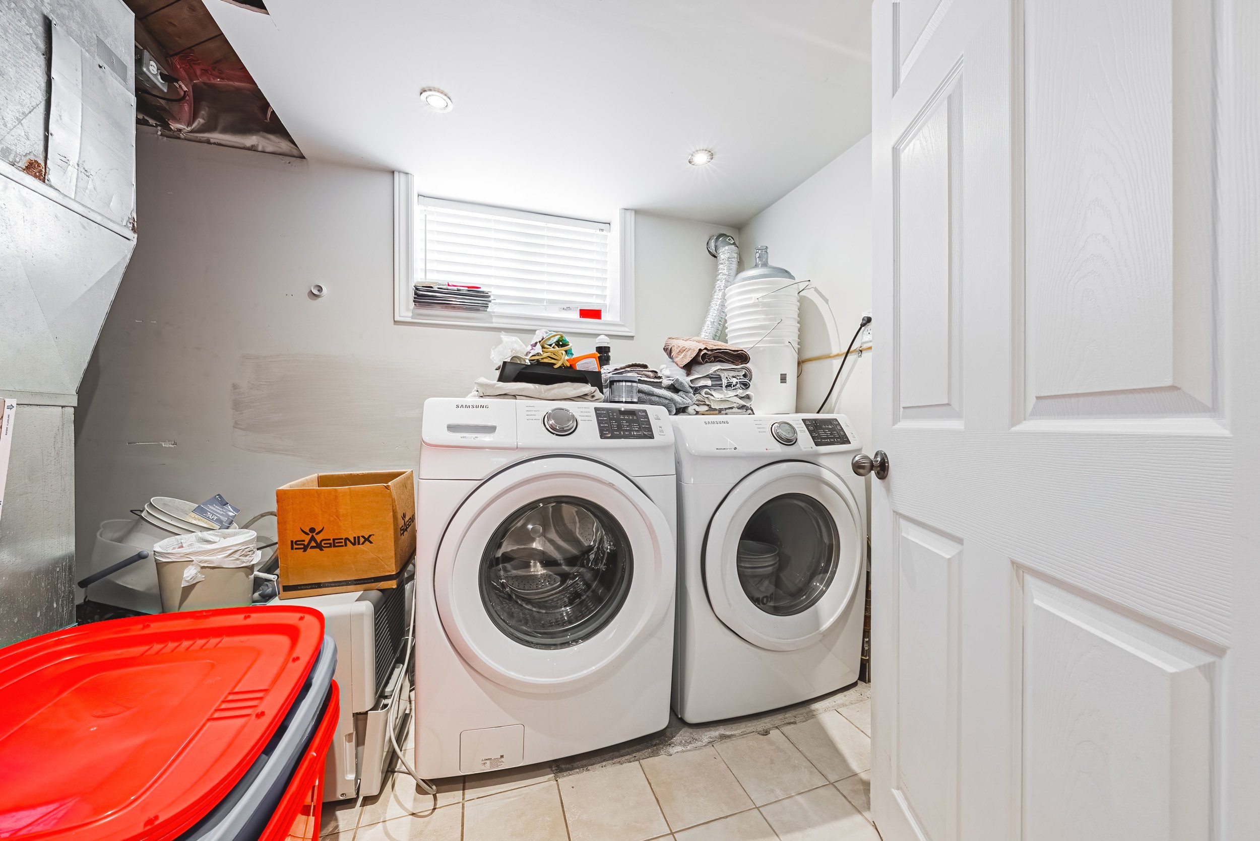 32 - 165 E 38th St, Hamilton.jpg