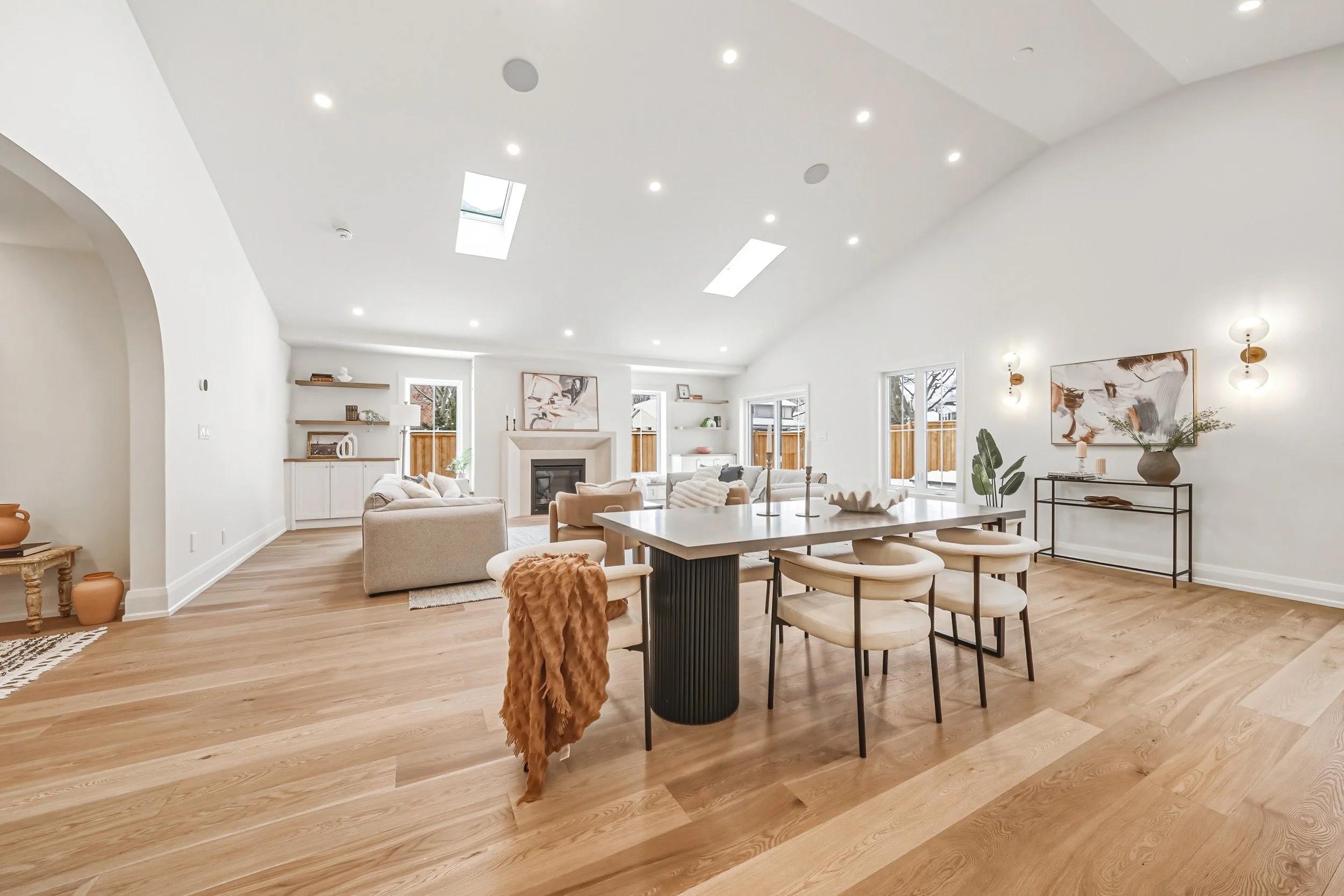 25 - 251 Glen Afton Dr, Burlington.jpg