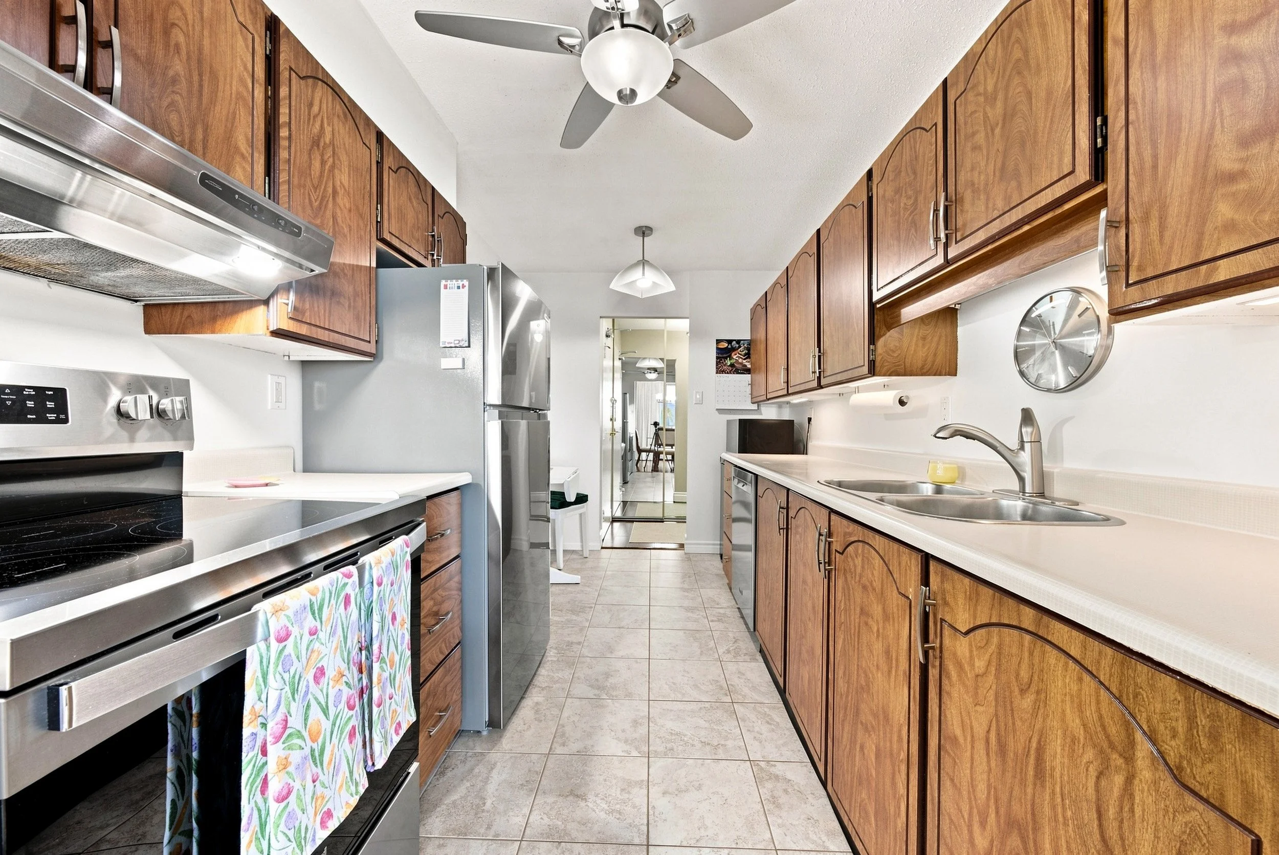 15 - 2055 Upper Middle Rd #1507, Burlington.jpg