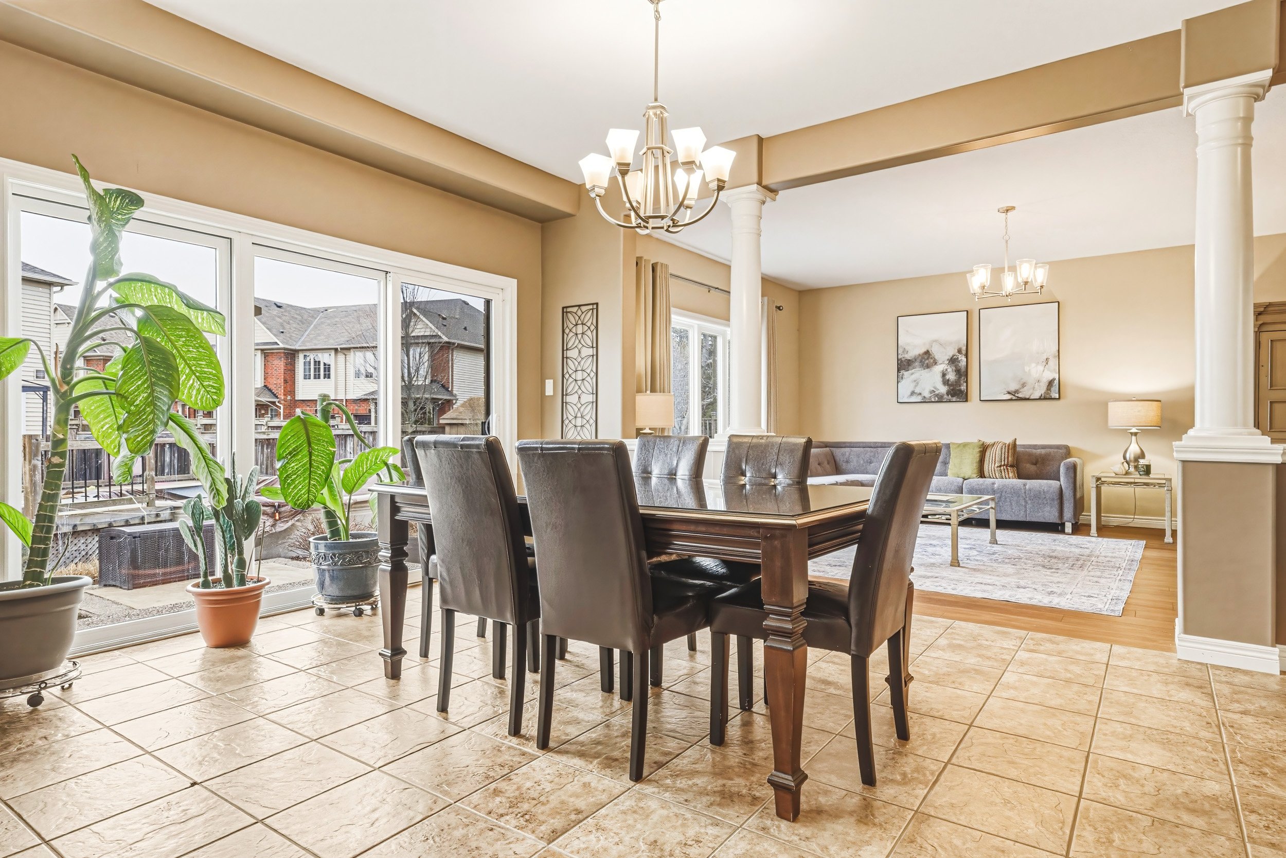 17 - 120 Valiant Cir, Binbrook.jpg