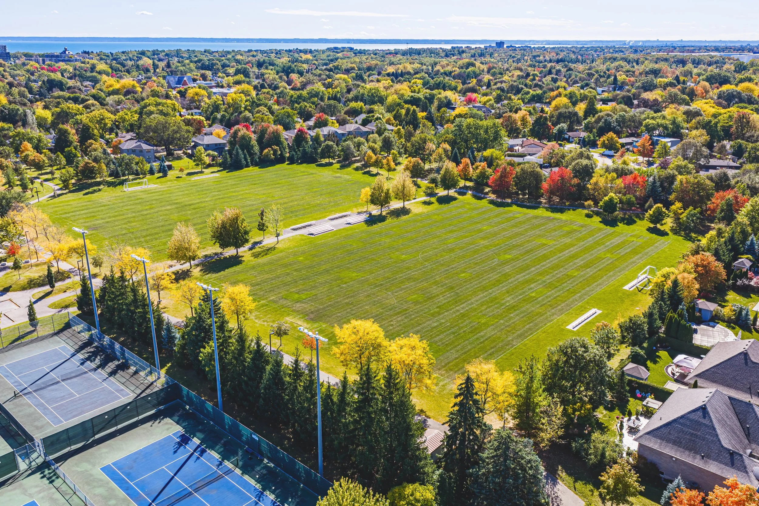 44 - 2231 Urwin Cres, Oakville.jpg