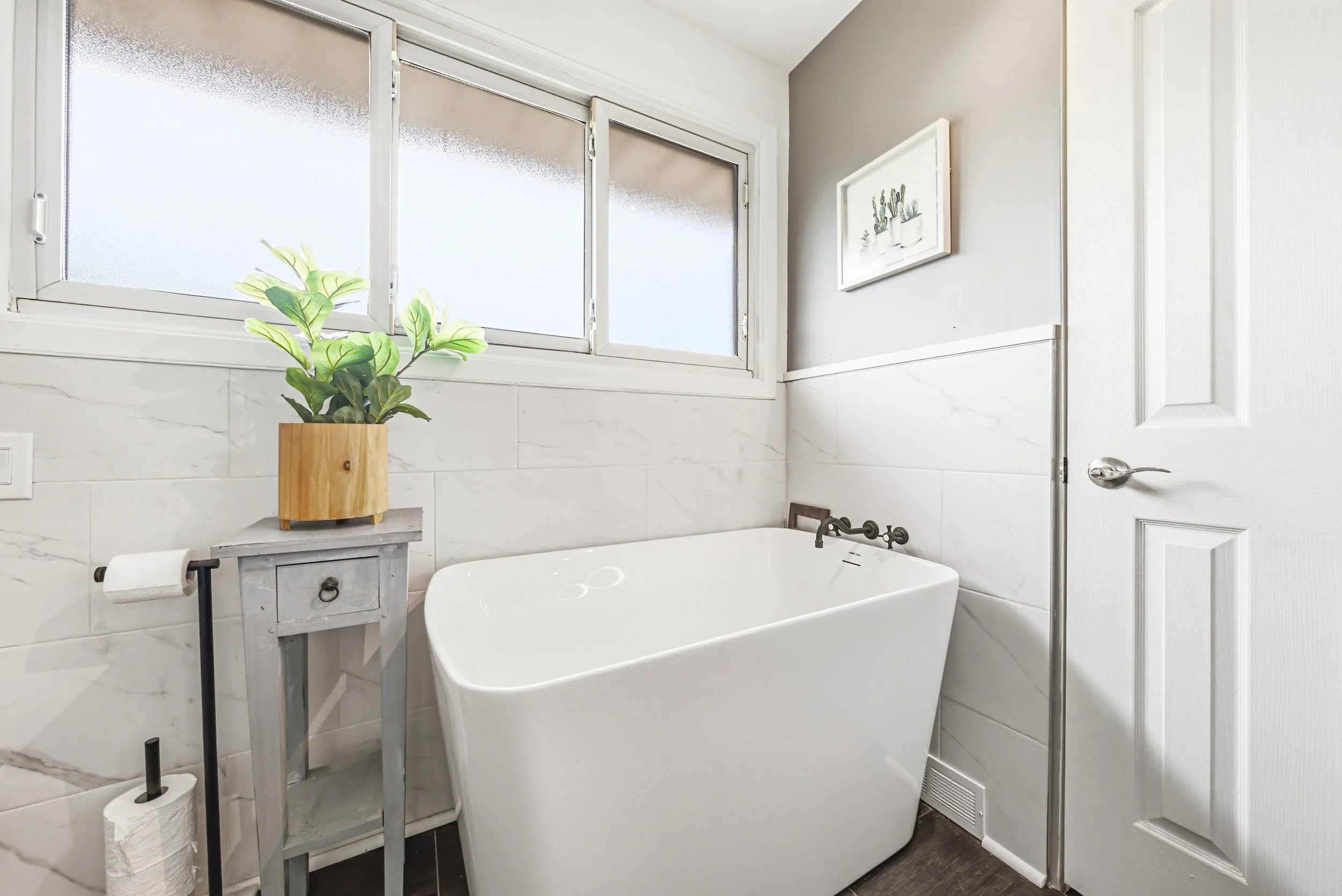 26 - 364 Fennell Ave W, Hamilton.jpg