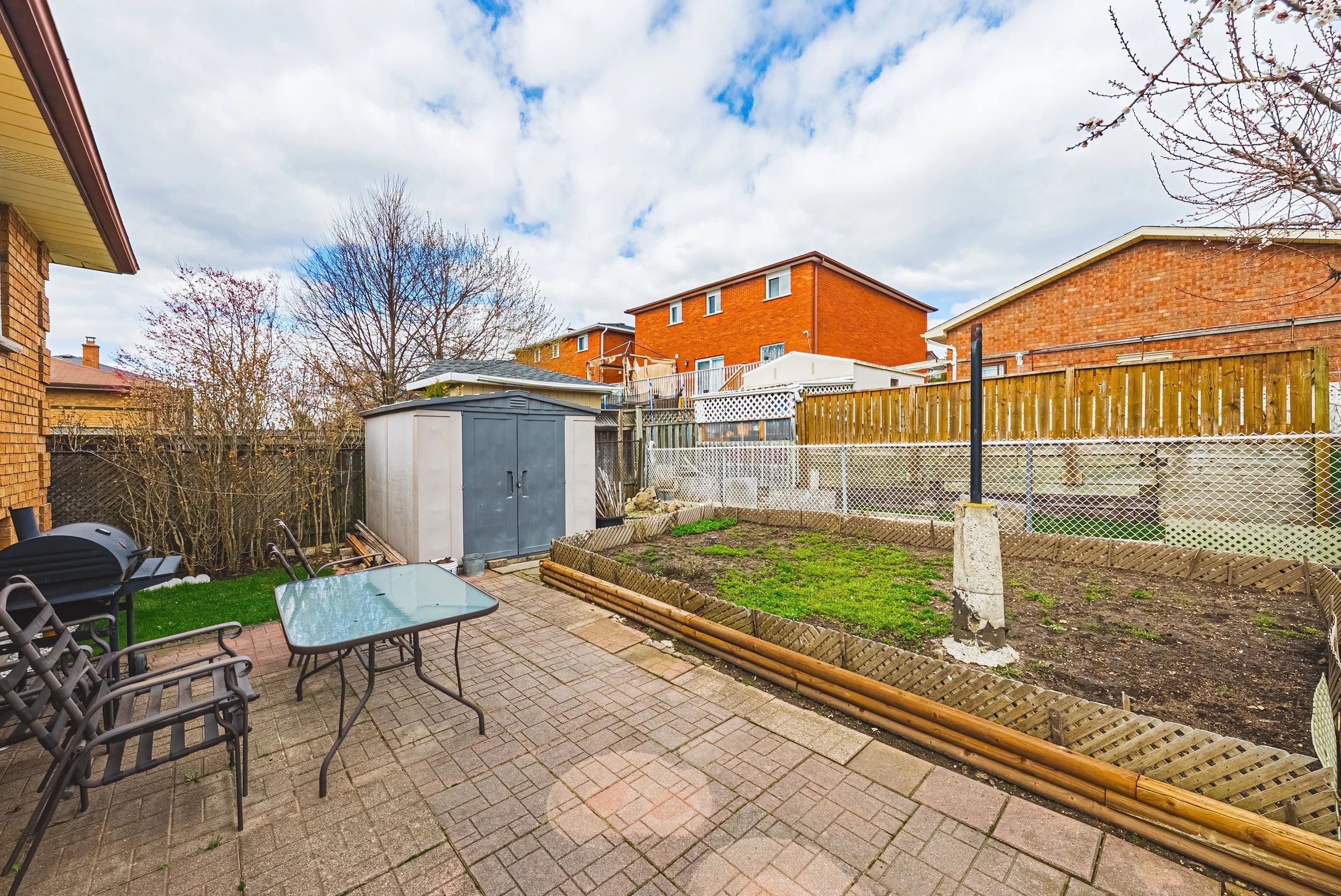 39 - 117 Stonyburn Cres, Cambridge.jpg