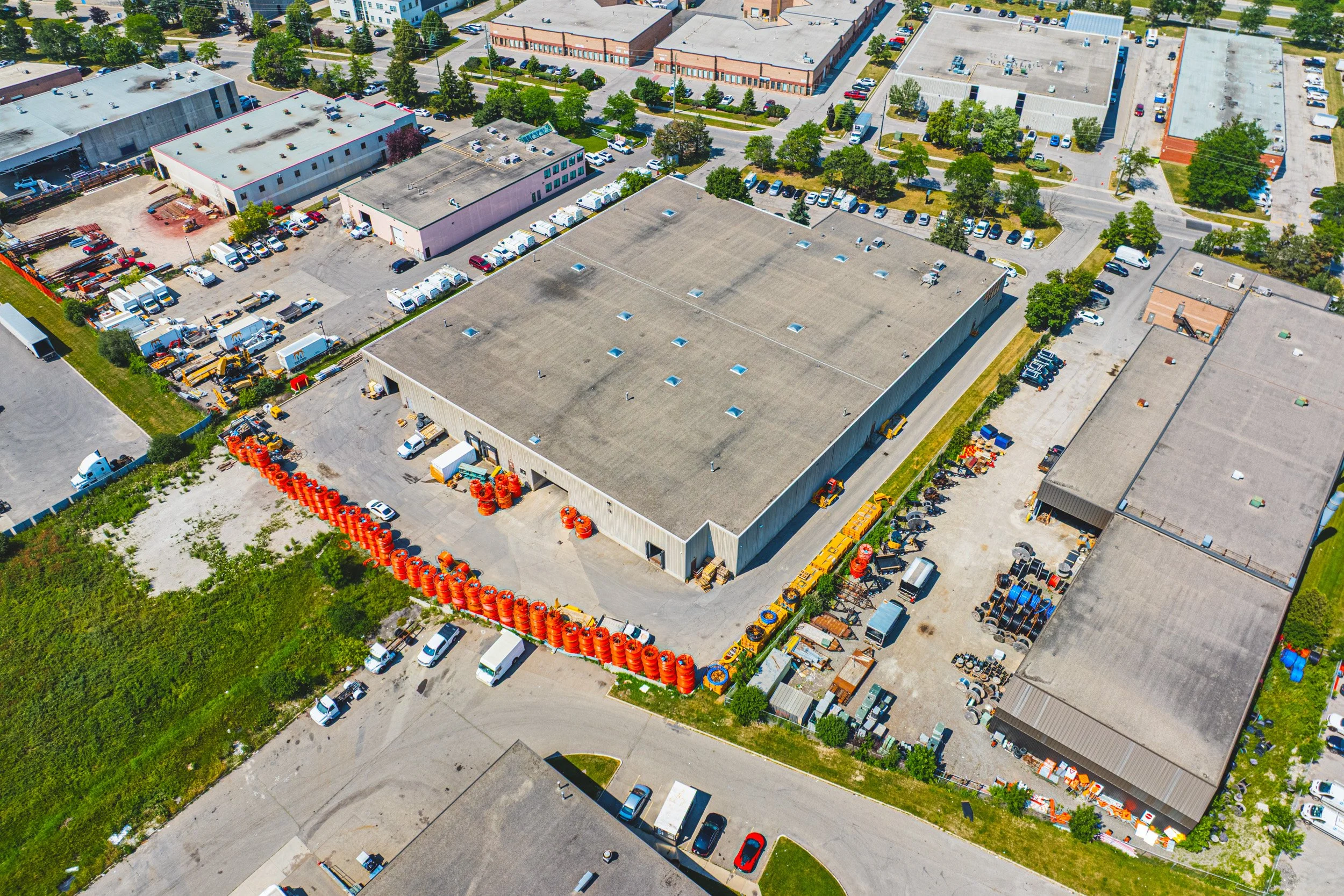 31 - 8 Edvac Dr, Brampton.jpg