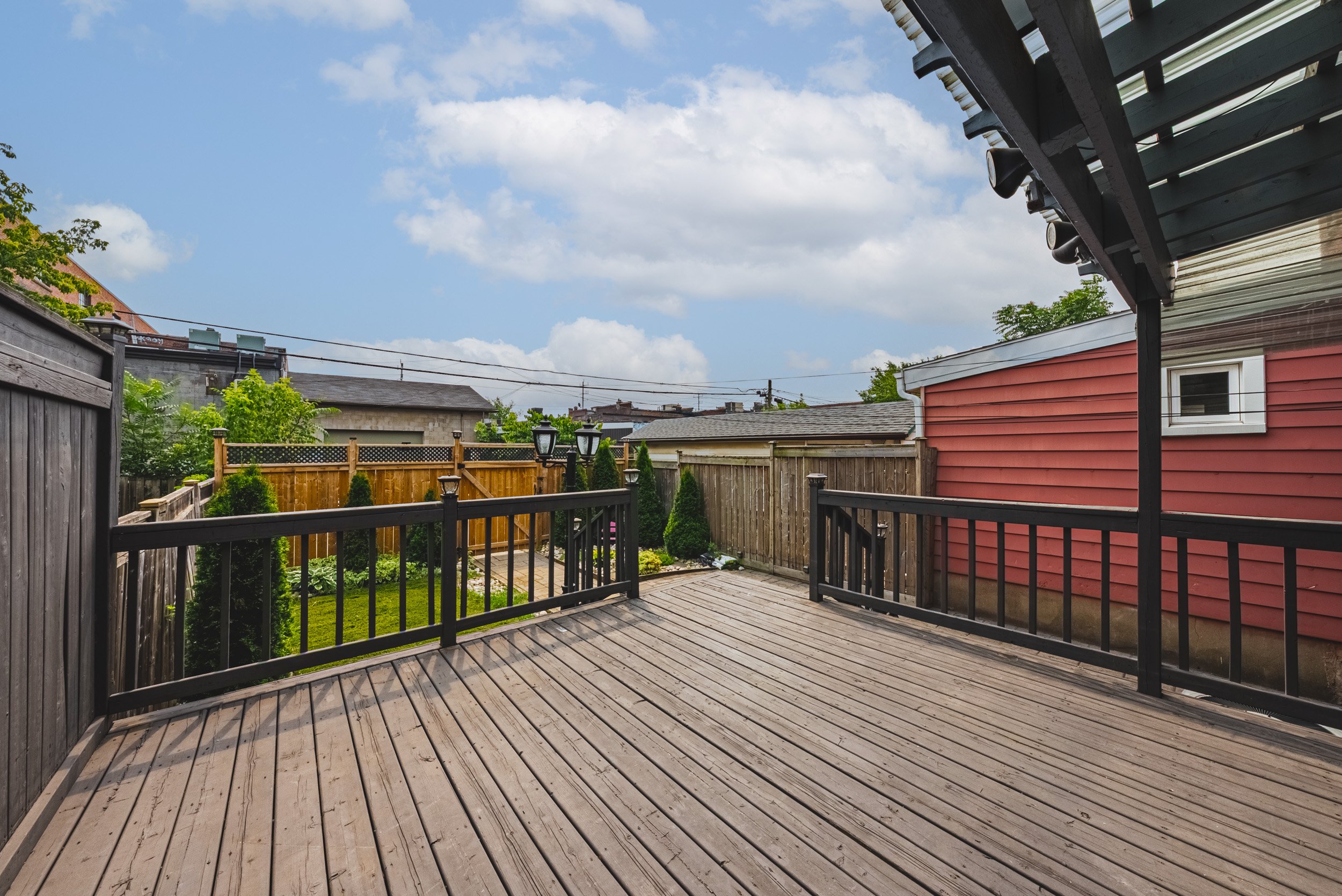 33 - 218 Grosvenor Ave N, Hamilton.jpg