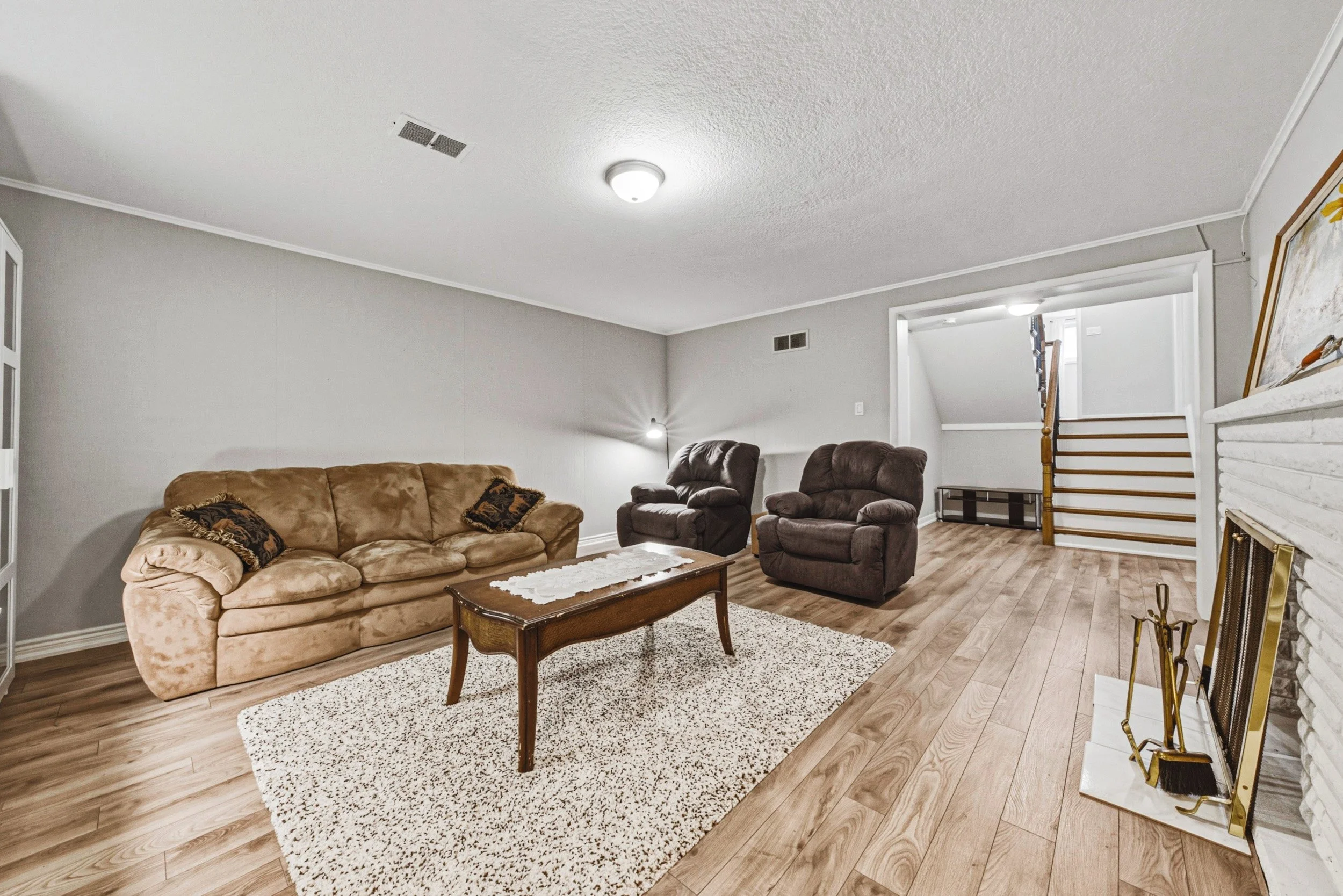 38 - 471 The Kingsway, Etobicoke.jpg