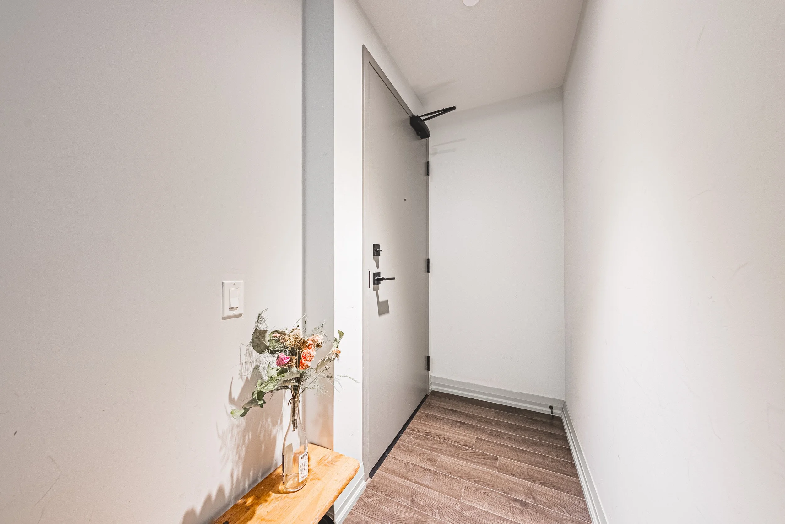 5 - 181 James St N #503, Hamilton.jpg