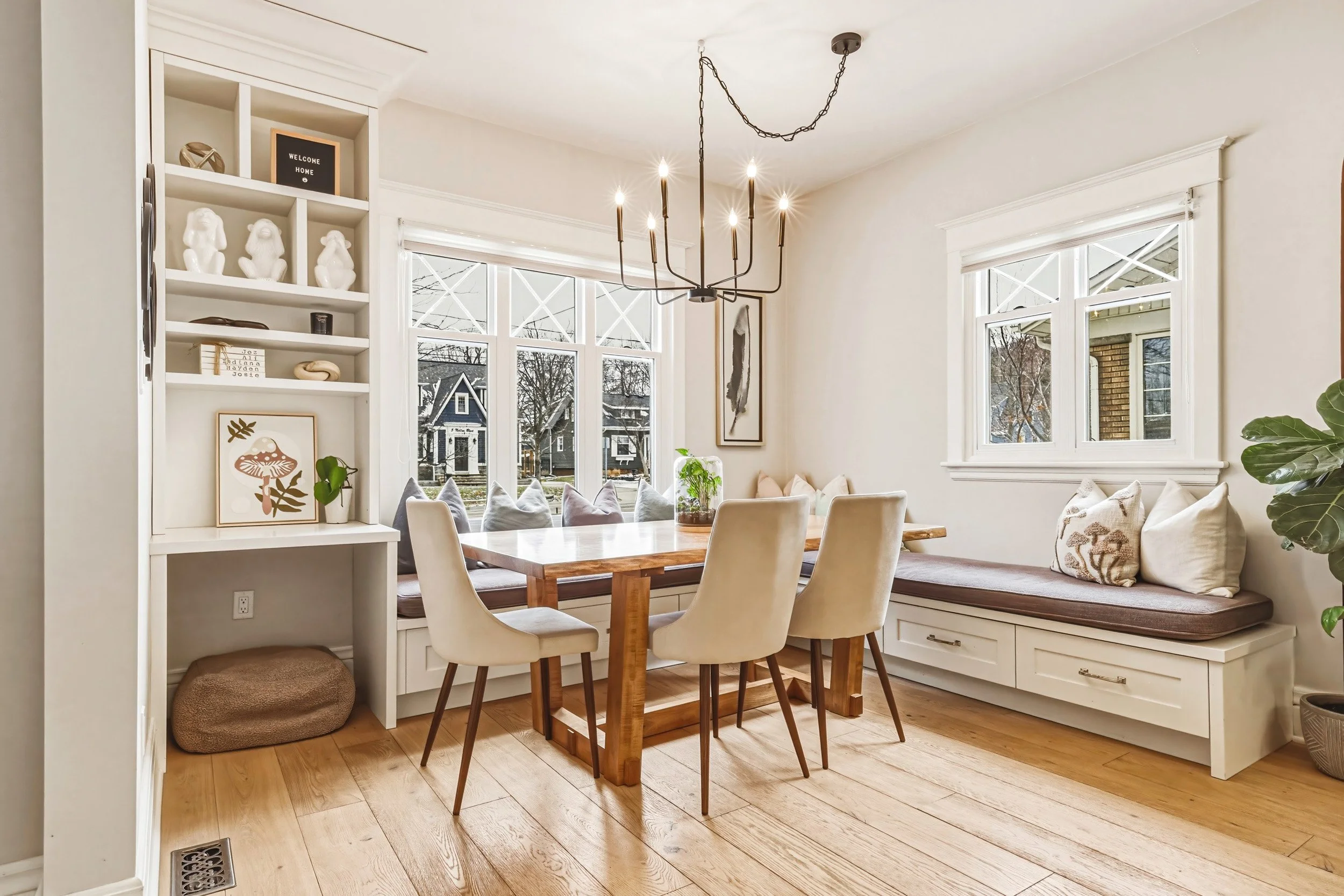 9 - 6 Nelles Blvd, Grimsby.jpg