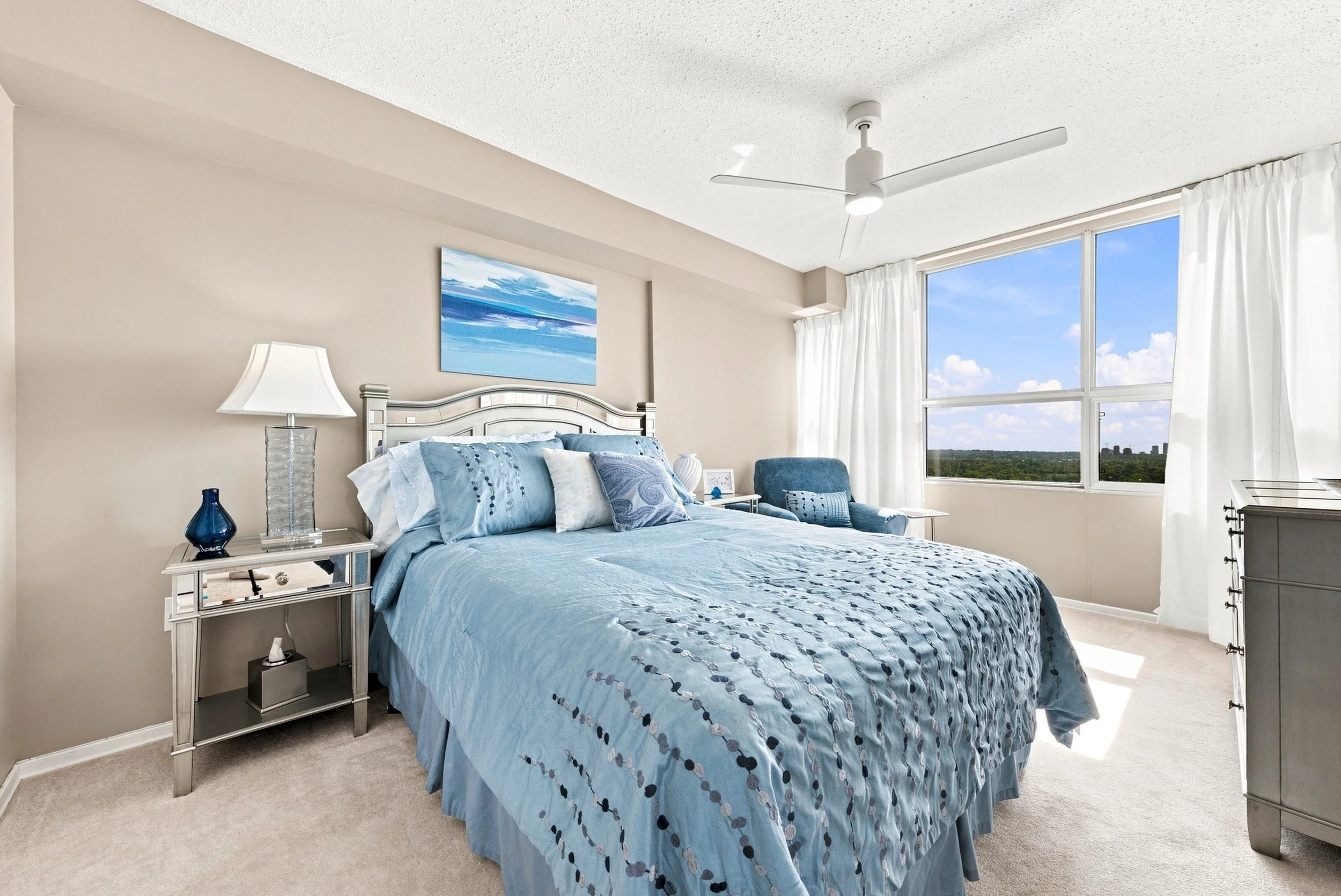 24 - 2055 Upper Middle Rd #1507, Burlington.jpg