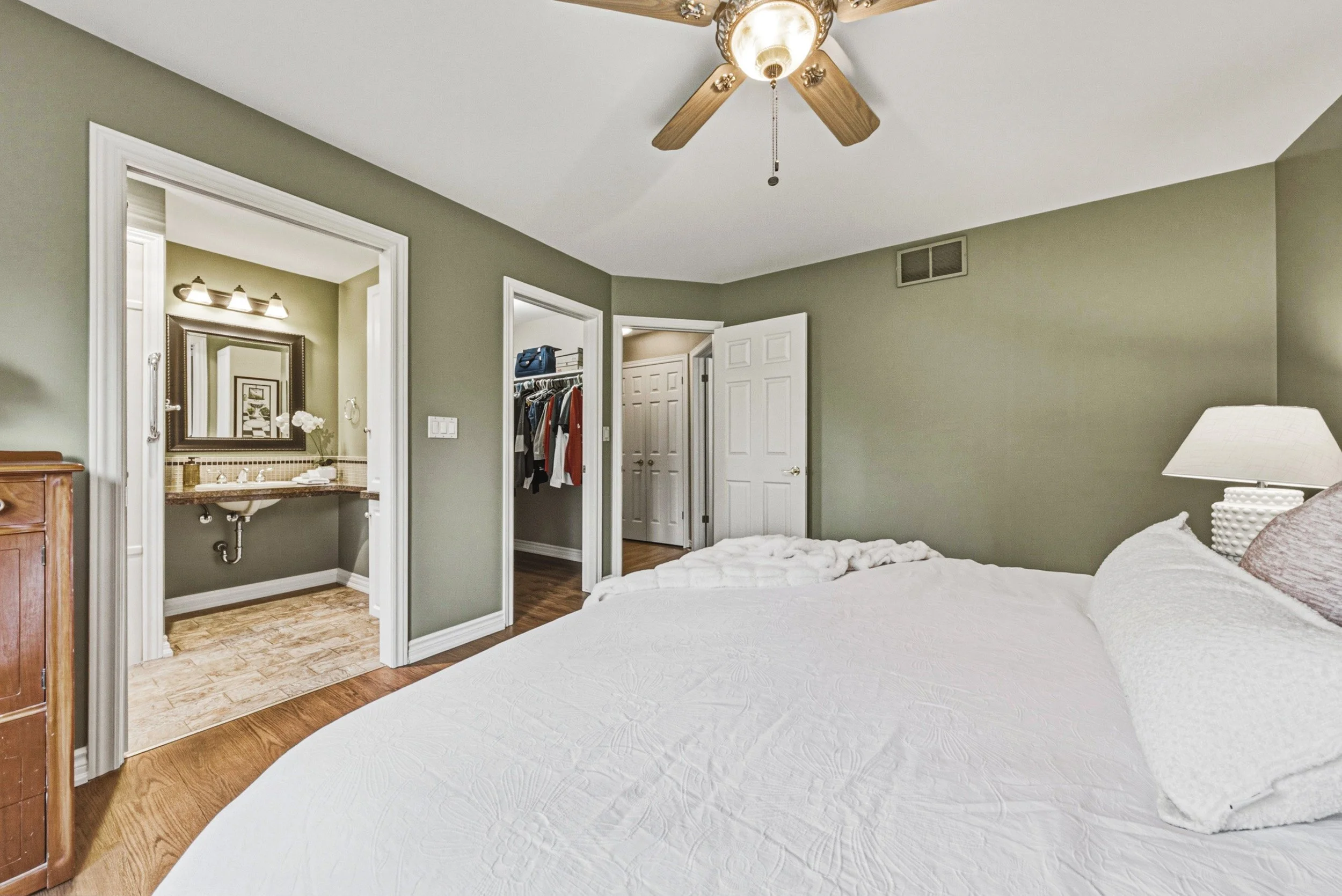 18 - 4011 Azalea Cres, Lincoln.jpg