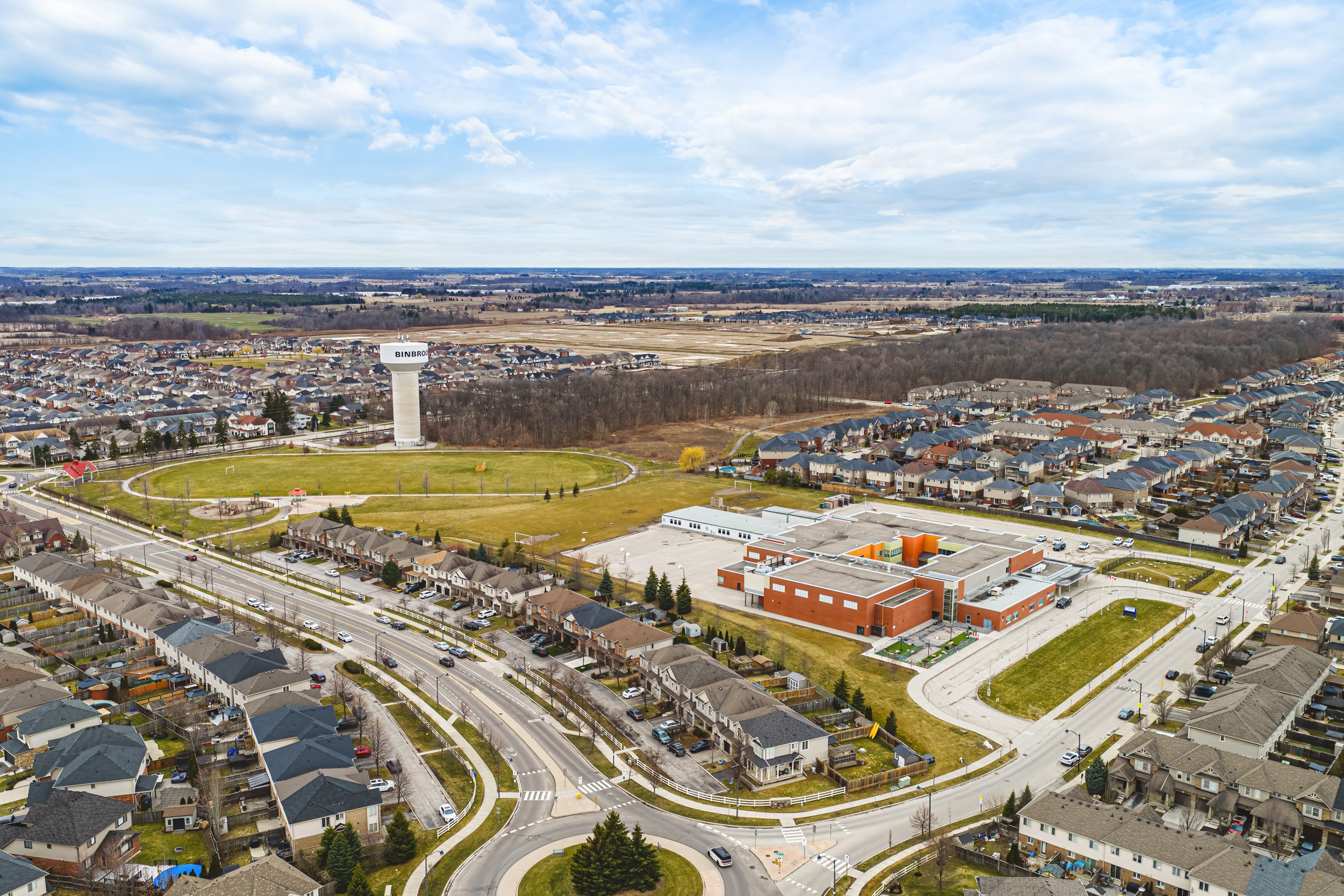 59 - 120 Valiant Cir, Binbrook.jpg