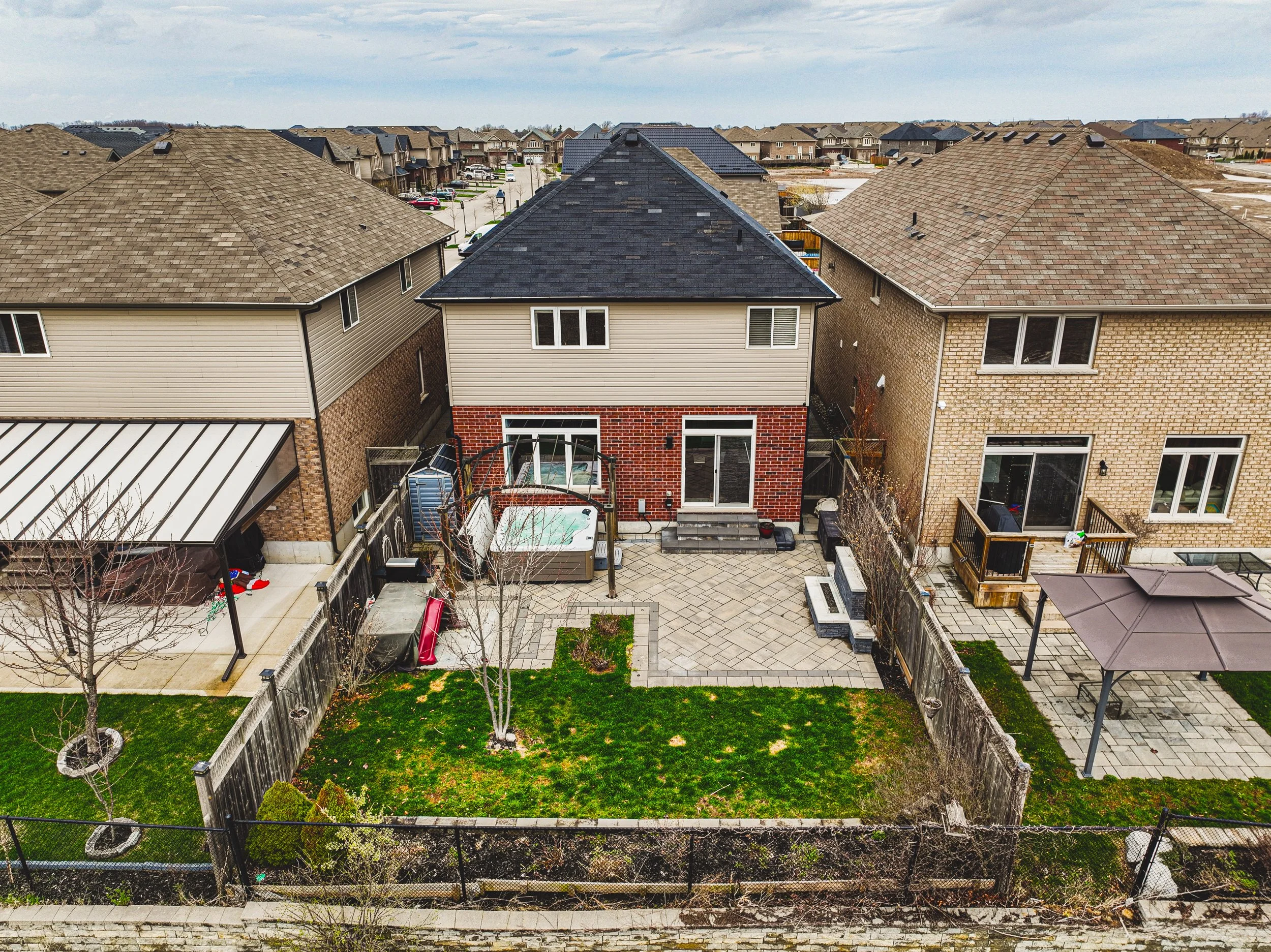 42-154 Keystone Cres, Hamilton.jpg