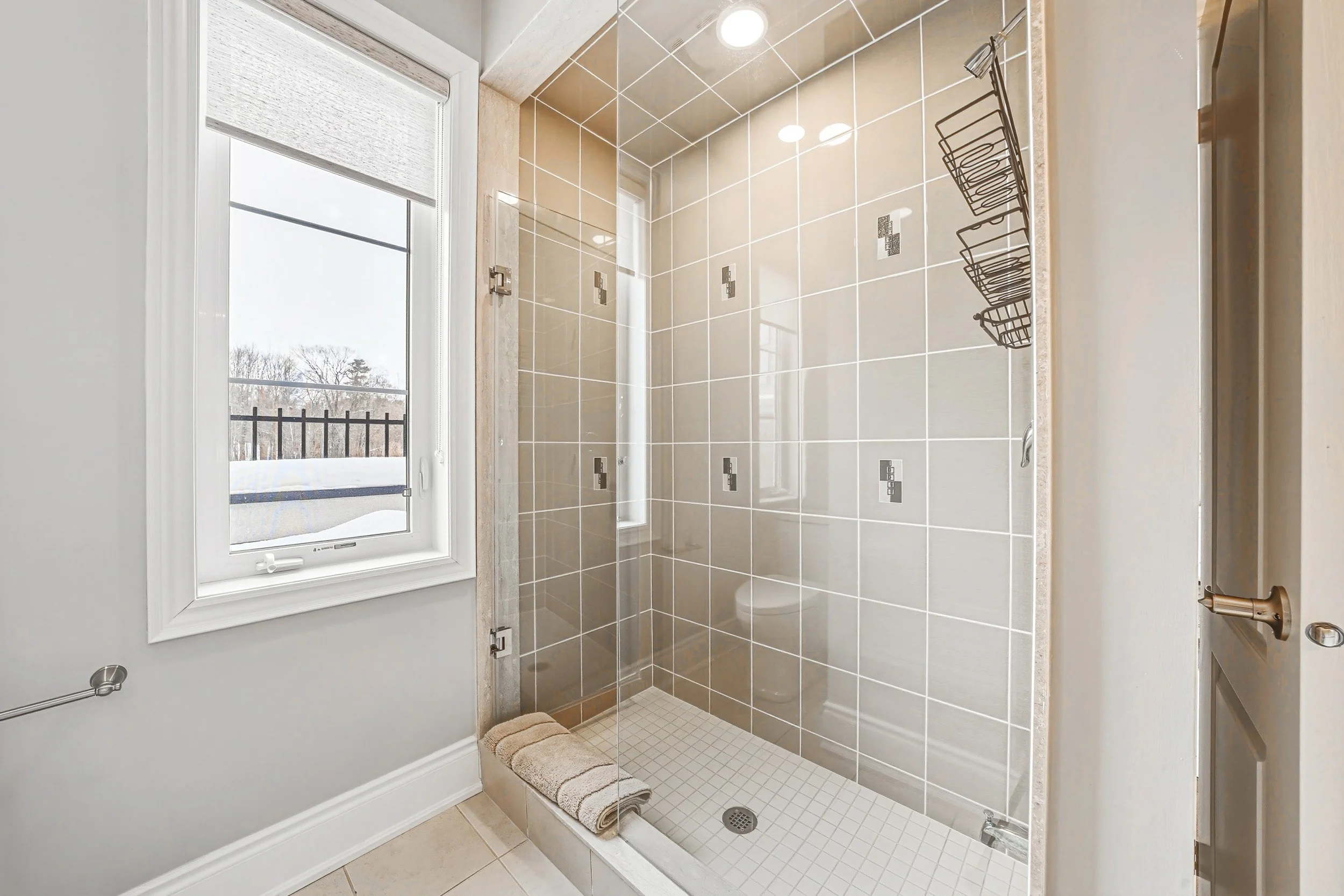 51 - 197 Nottingham Forest Rd, Bradford.jpg