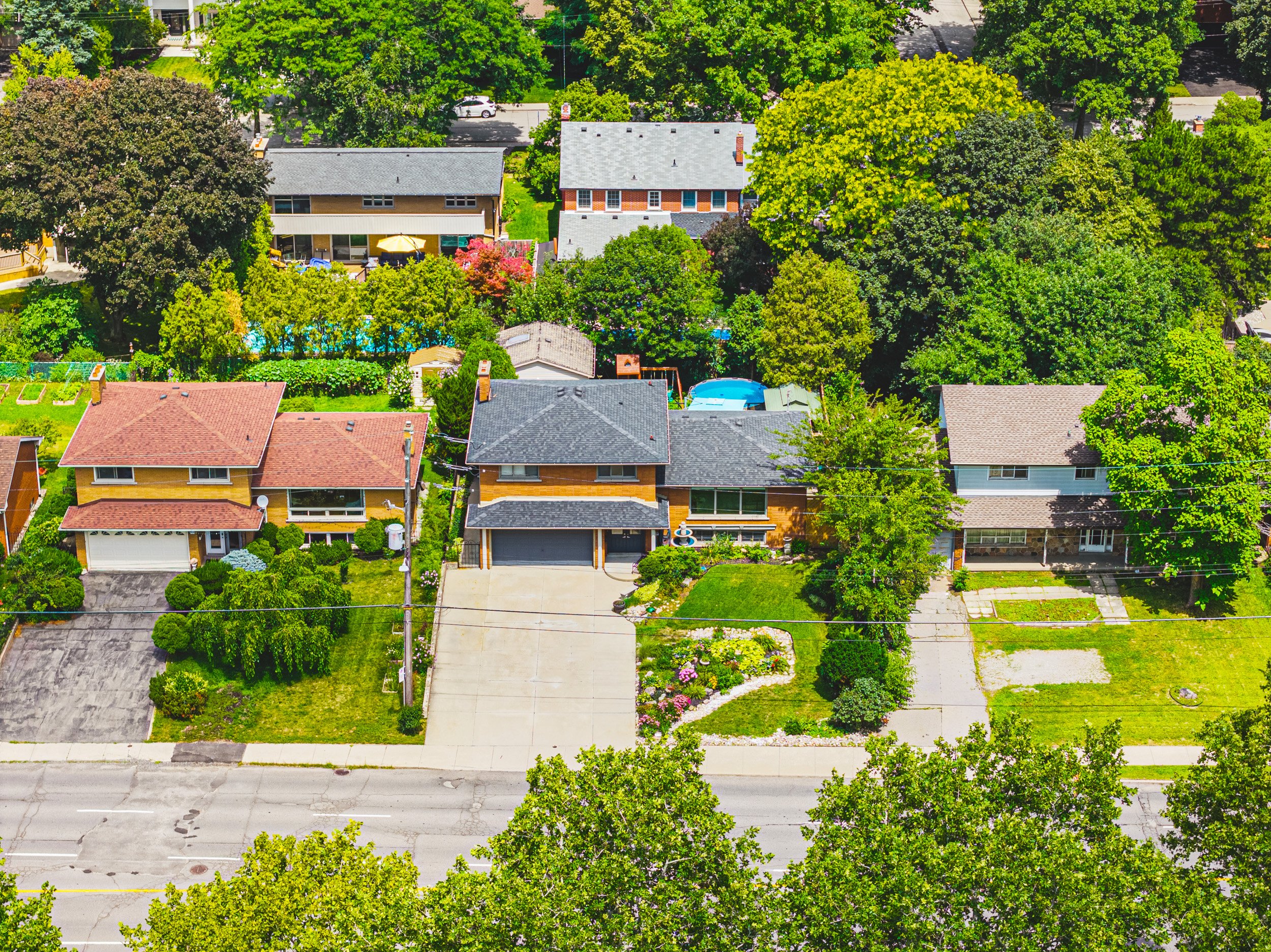 1 - 364 Fennell Ave W, Hamilton.jpg