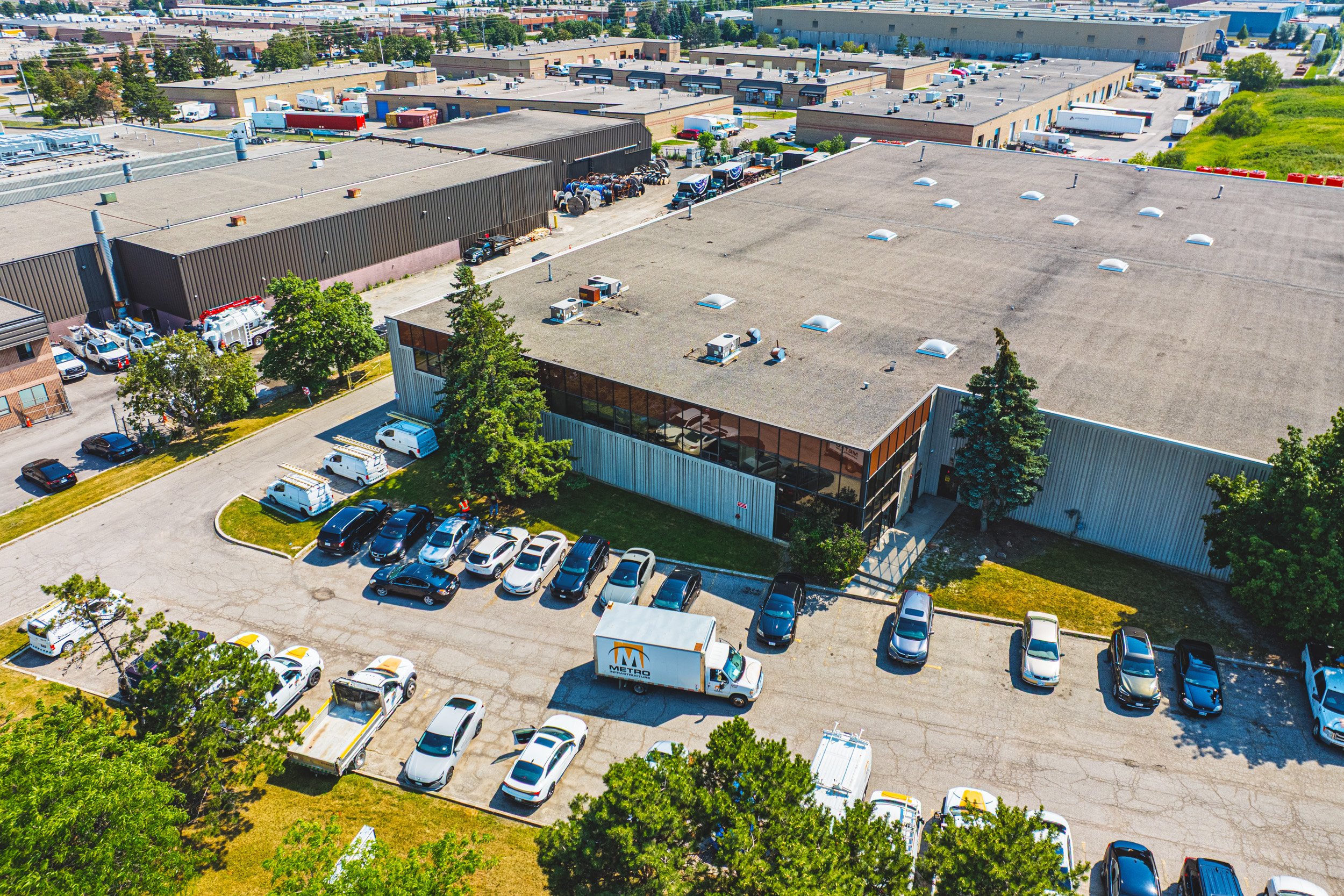 38 - 8 Edvac Dr, Brampton.jpg