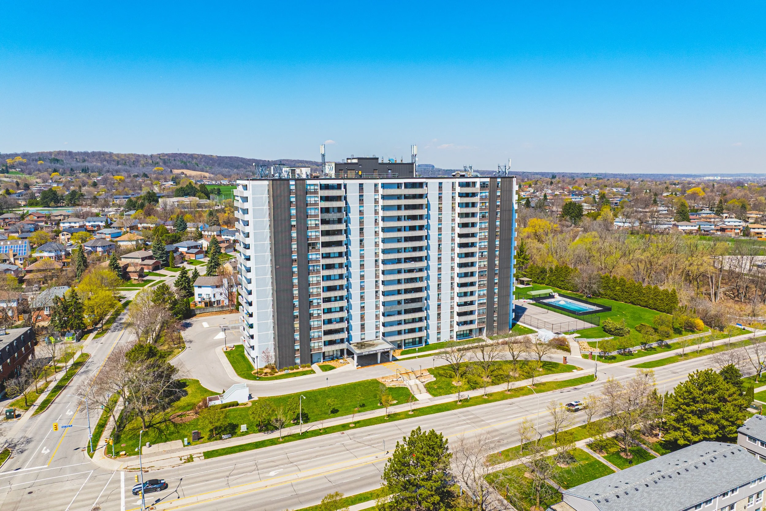 1 - 2055 Upper Middle Rd #705, Burlington.jpg