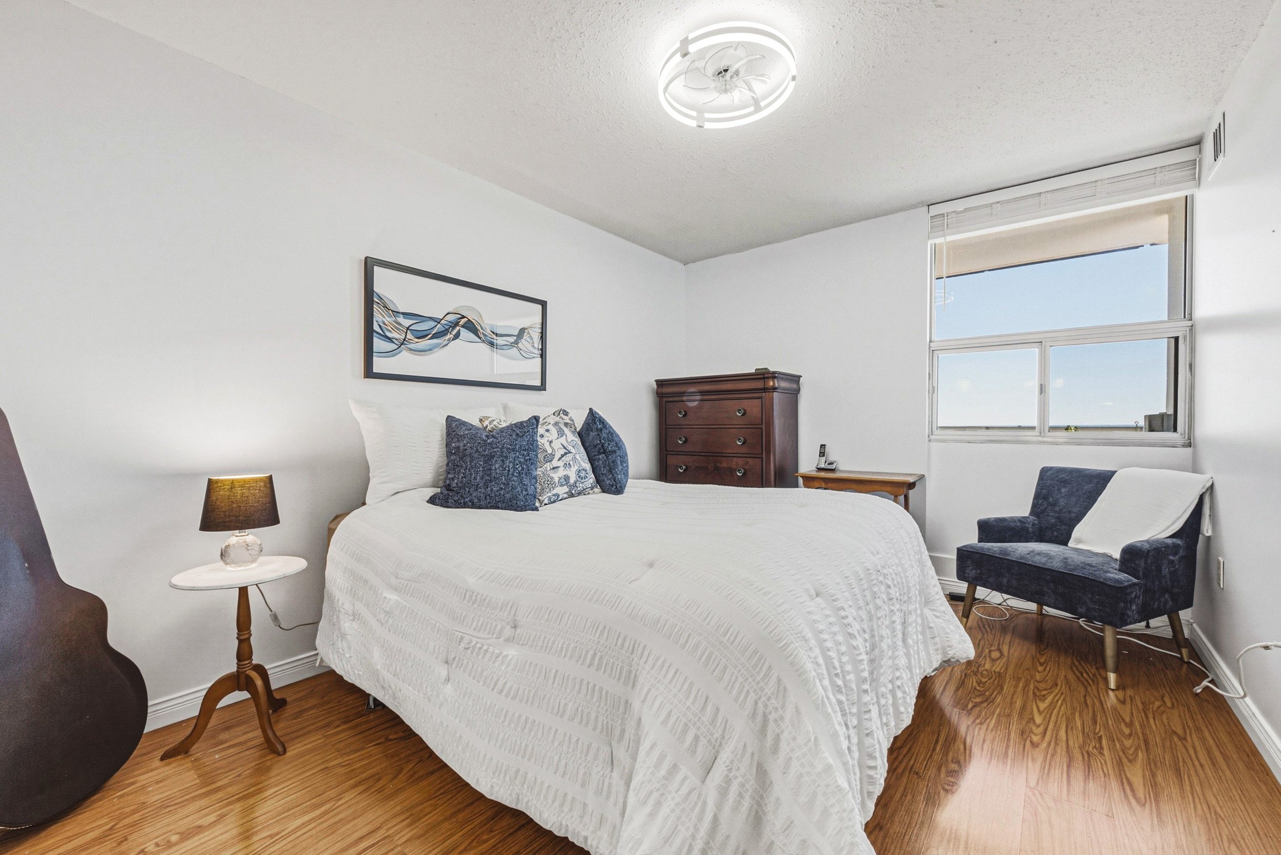 23 - 2055 Upper Middle Rd #1105, Burlington.jpg