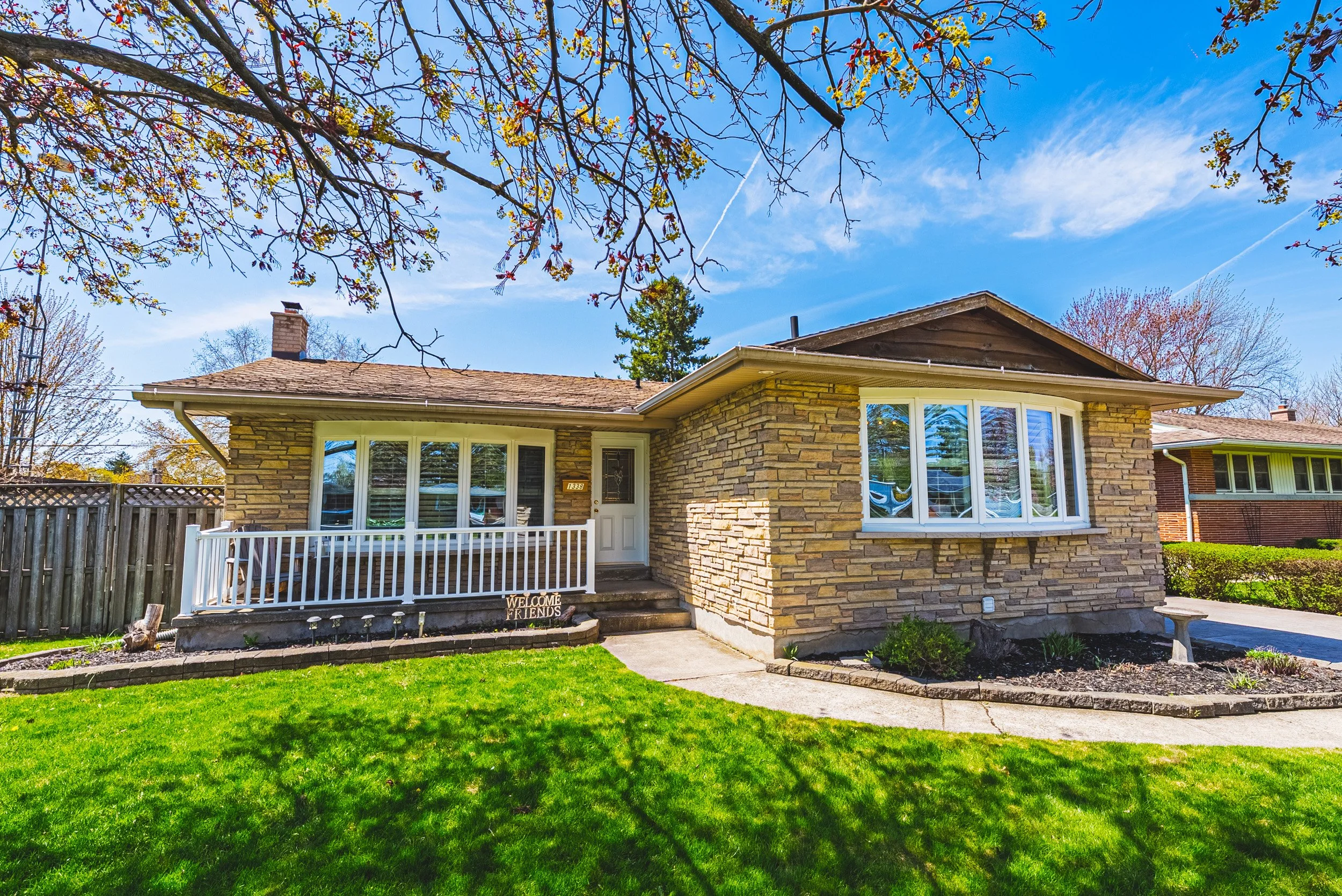 4 - 1338 Eleanor Ave, Cambridge.jpg