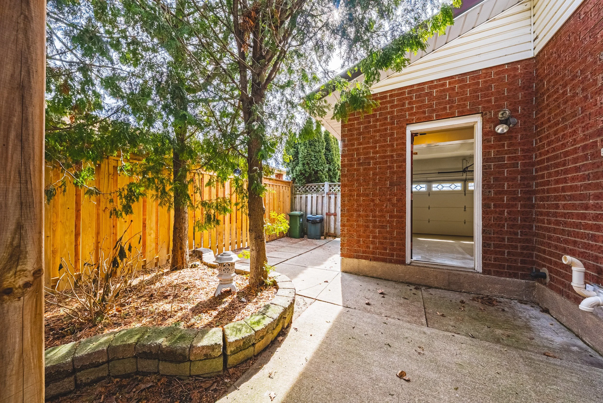 47 - 110 Highbury Dr, Stoney Creek.jpg