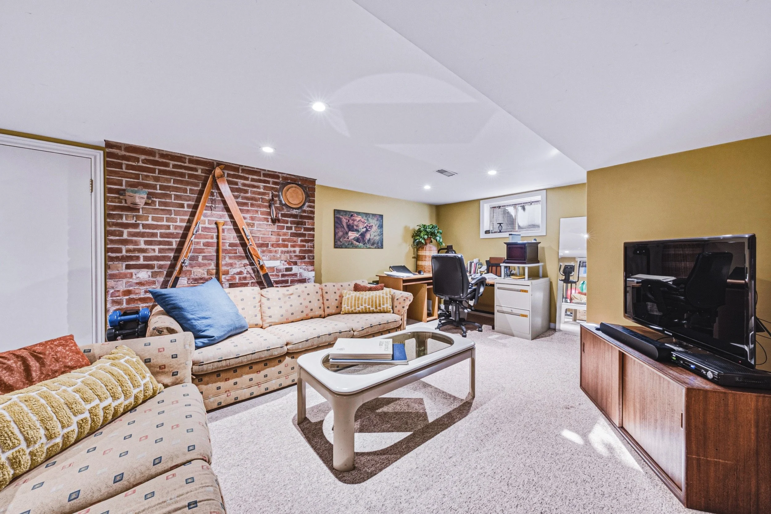 29 - 26 South Dr, St. Catharines.jpg