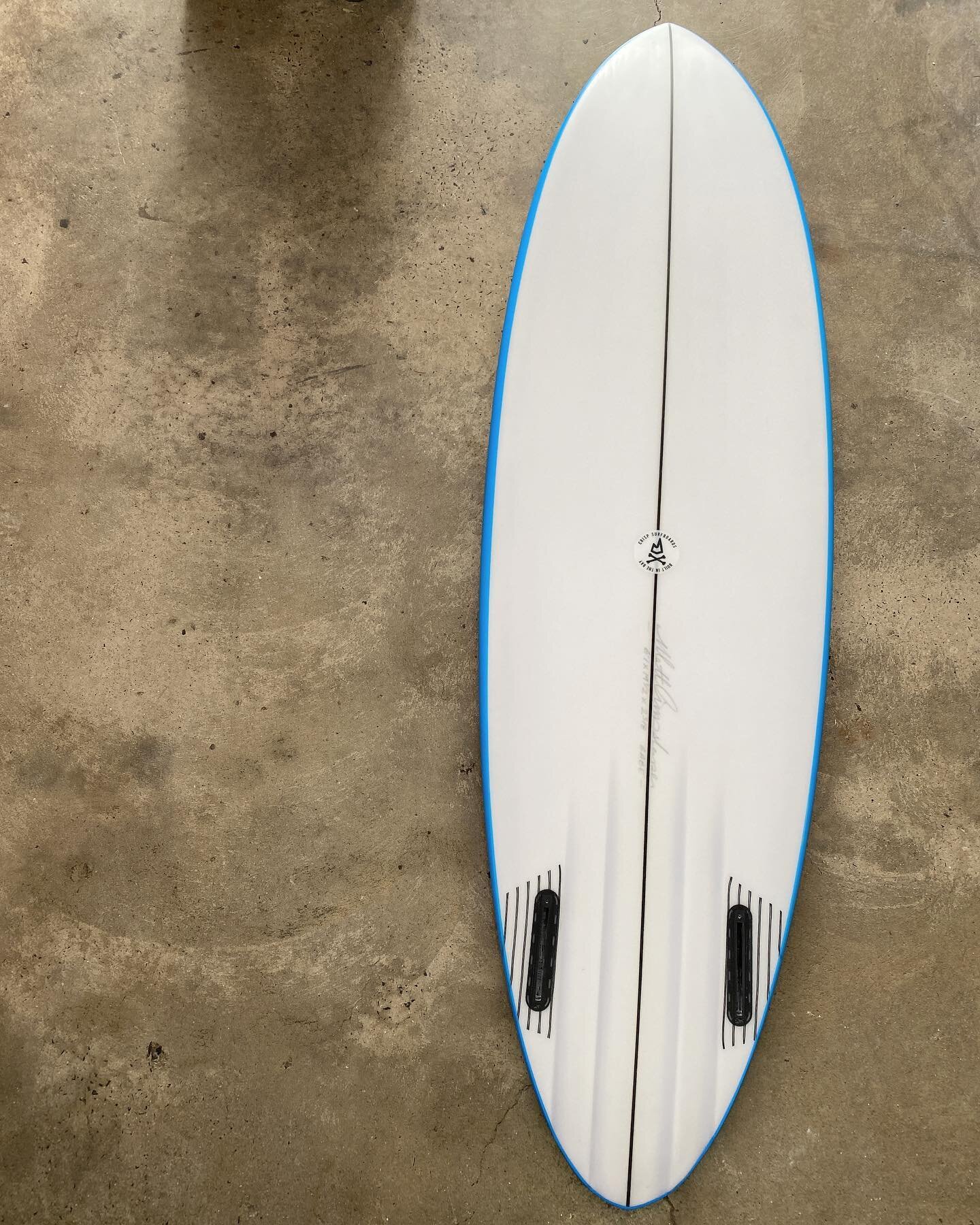 @crisp_surfboards
Custom Performance Twin Pin Channel Bottom 🥵 

#BuiltInTheBay