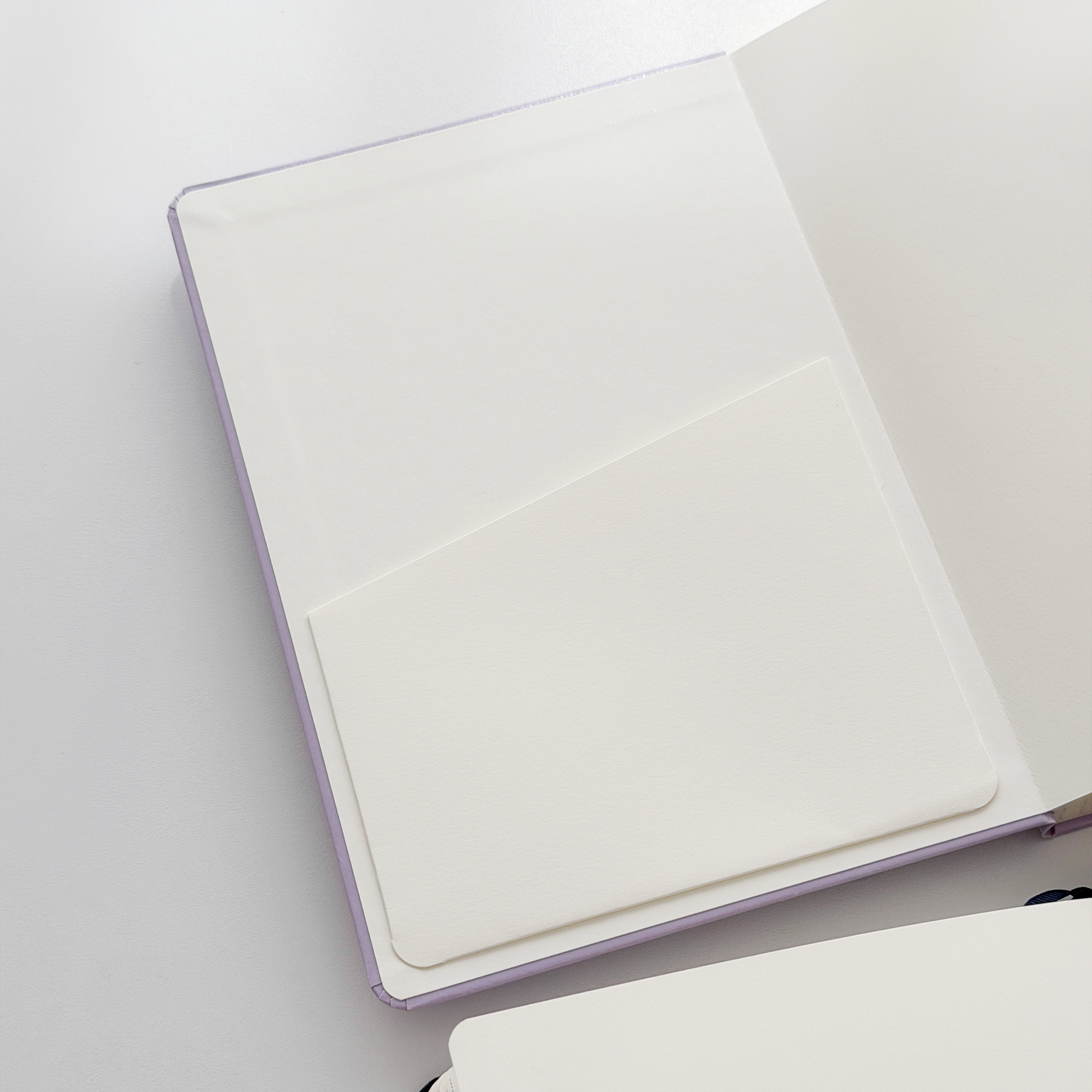 27Planner_Pocket1.png