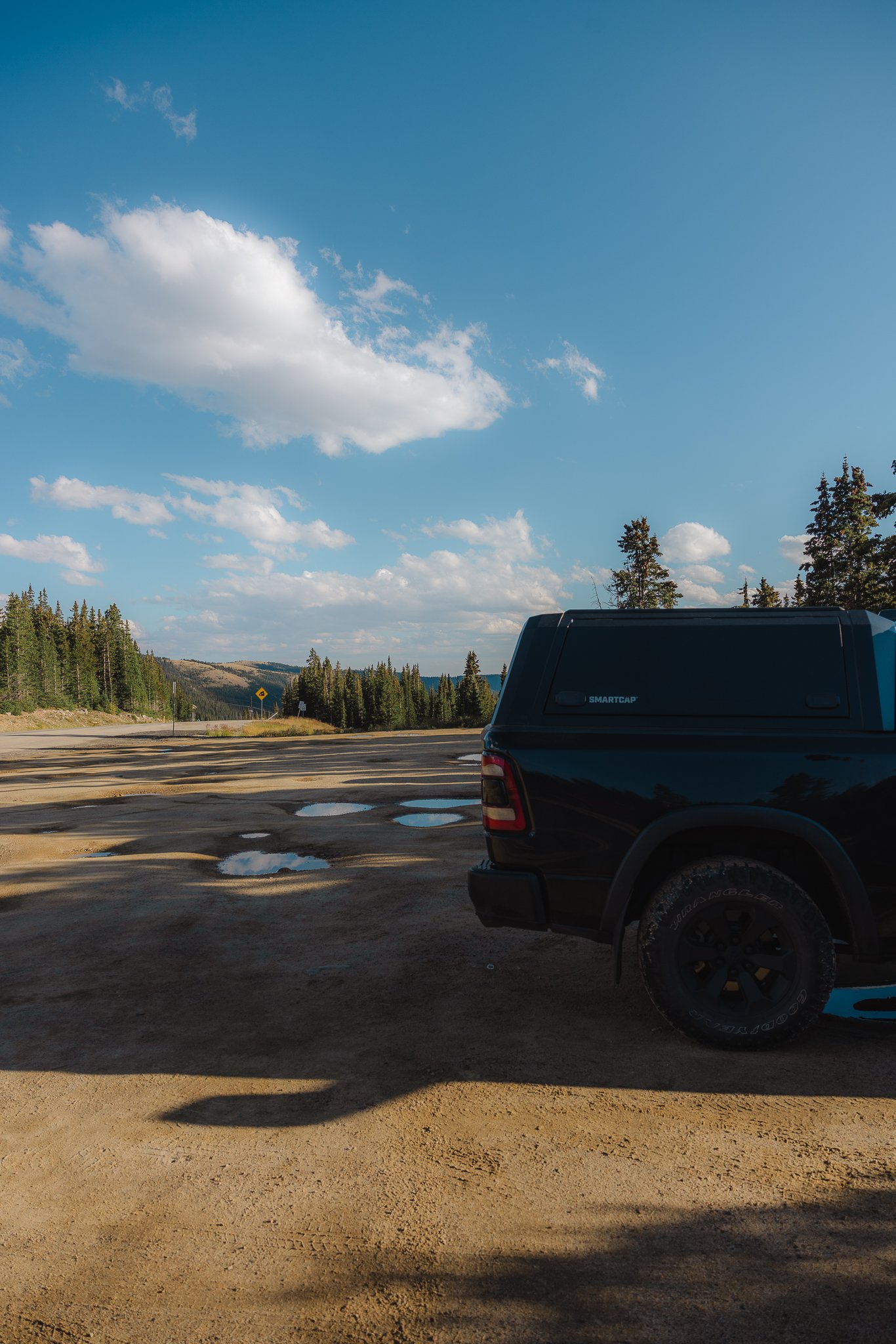 Plenty of parking for this hike