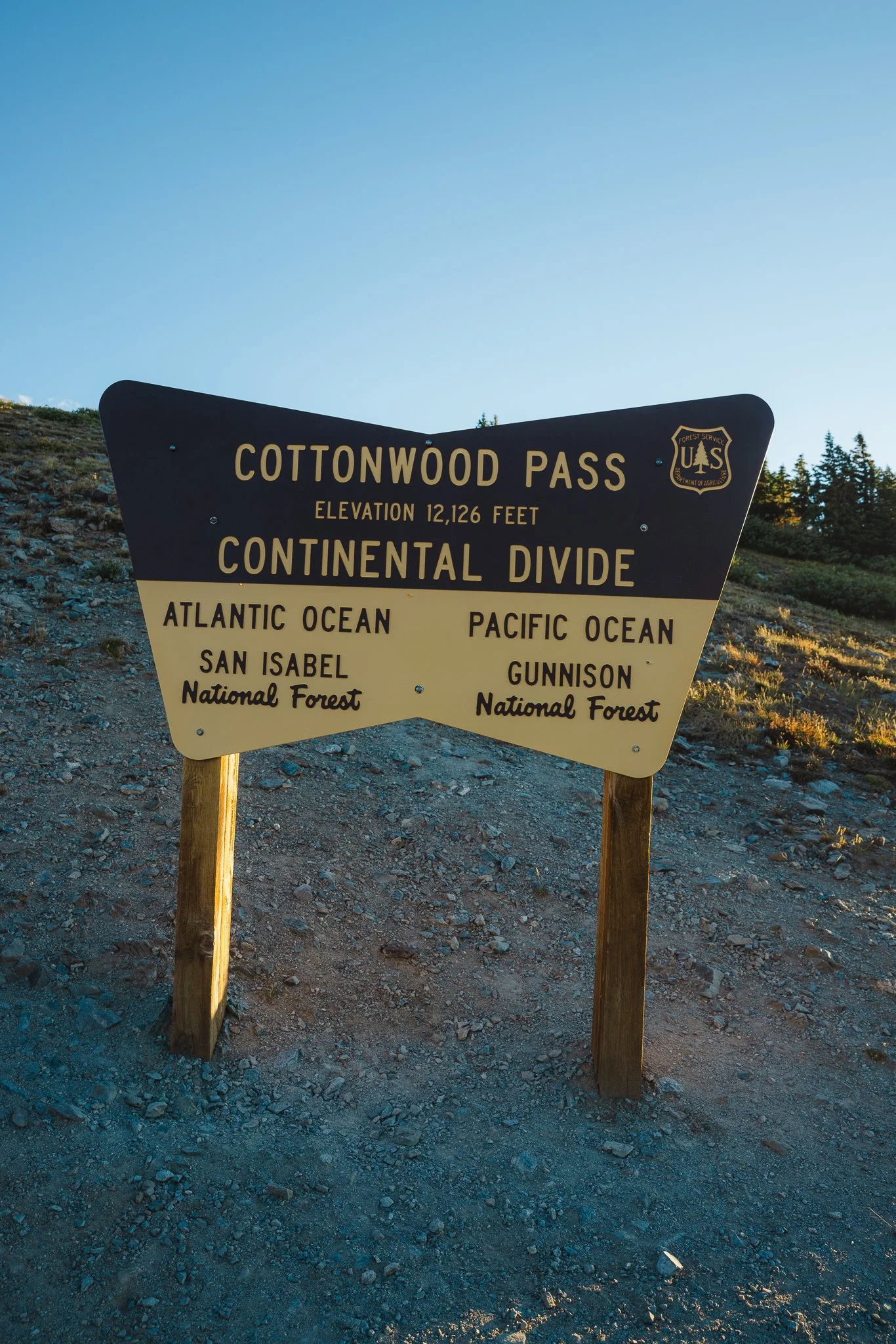 Continental Divide lookout up Cottonwood Pass