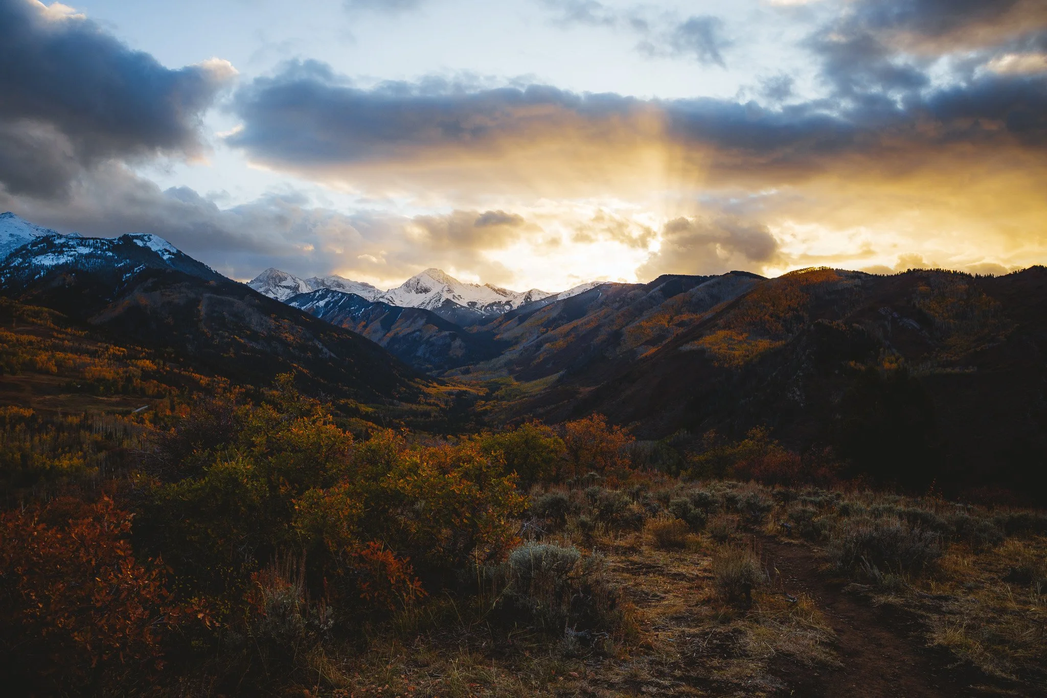 Snowmass Colorado, Hike Spiral Point for Sunset during the fall