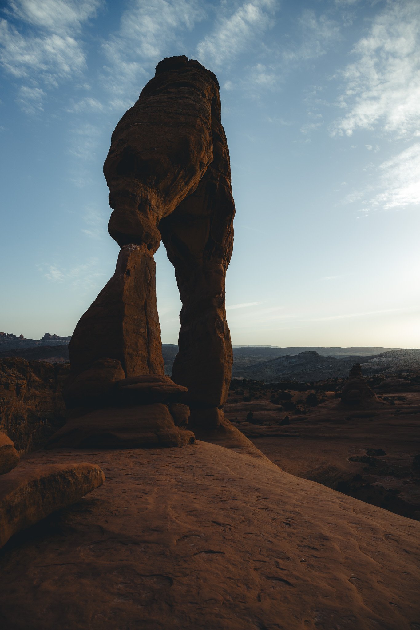 An up close shot of the Arch