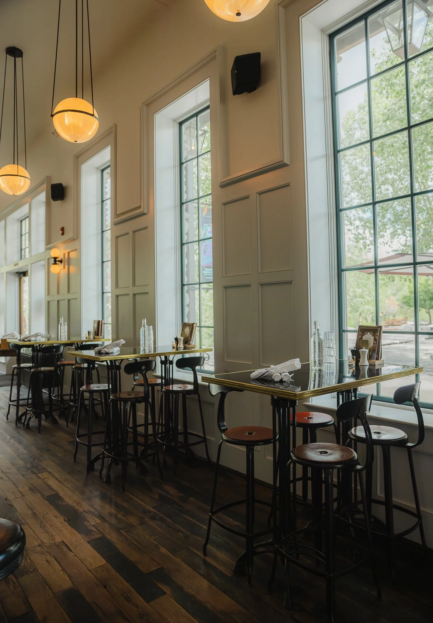 Seasonal menu at Surf Hotel and Lobby Restaurant