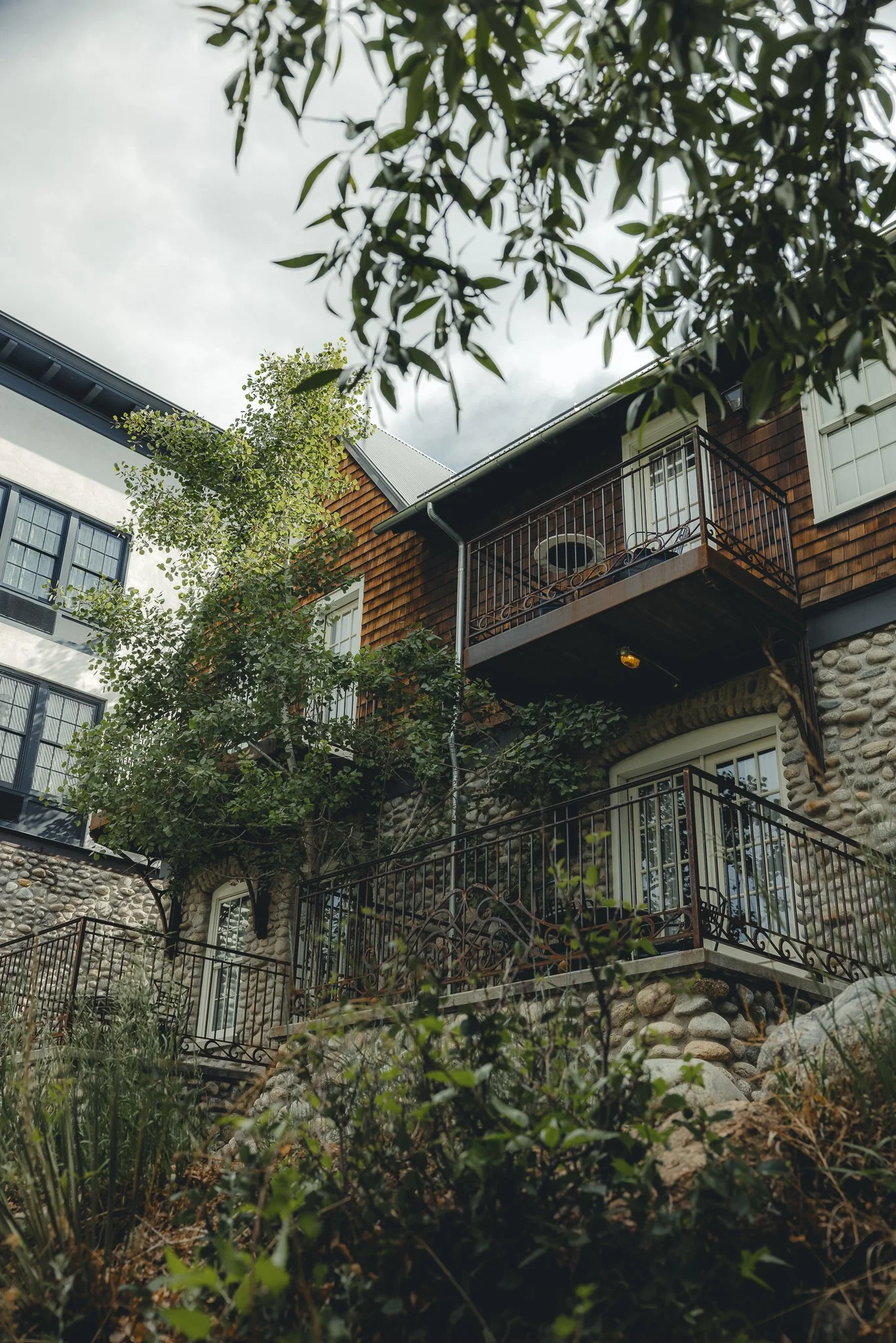 European cottage style rooms