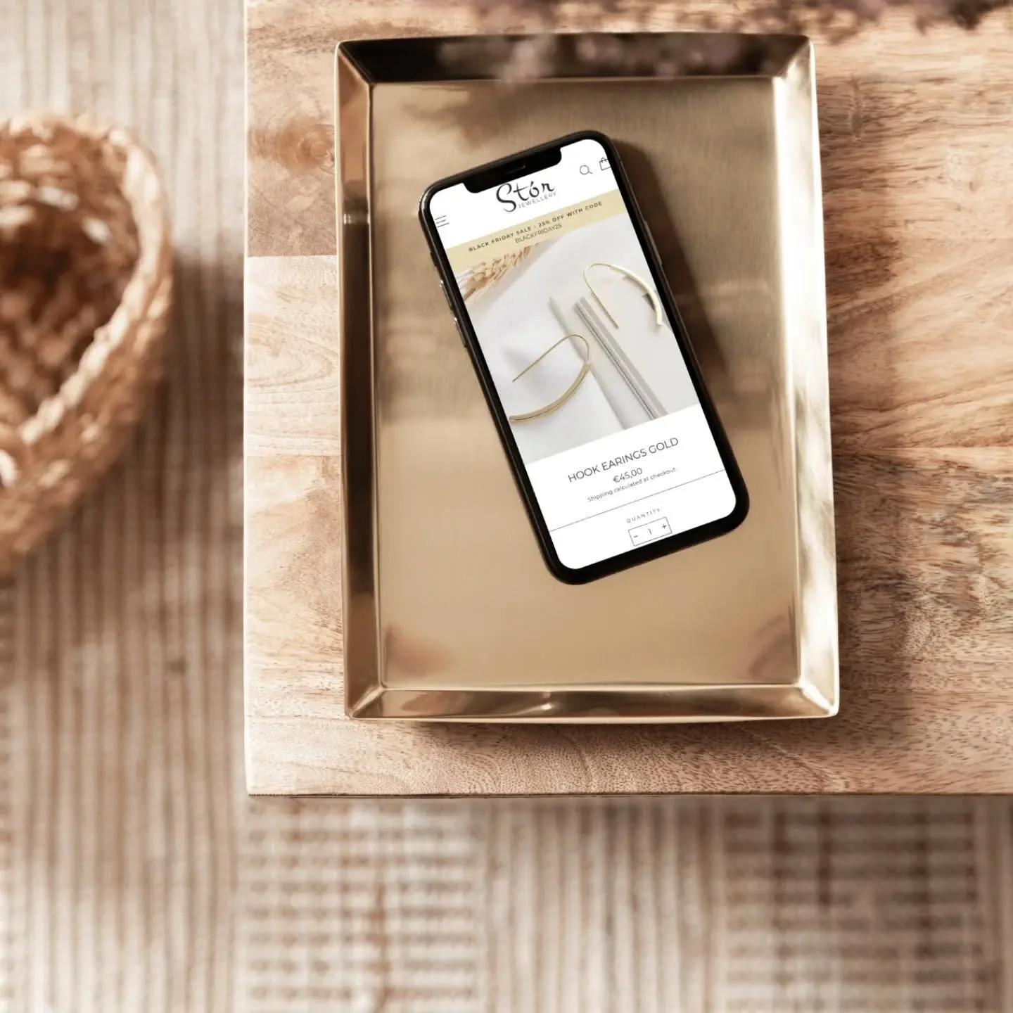 Throwback to one of my favourite website mockups ✨

Still love how clean this homepage turned out 🤍

And of course, she had to look just as good on mobile 😍

The bit where window shopping becomes actual shopping 😂

And obviously the jewellery dese