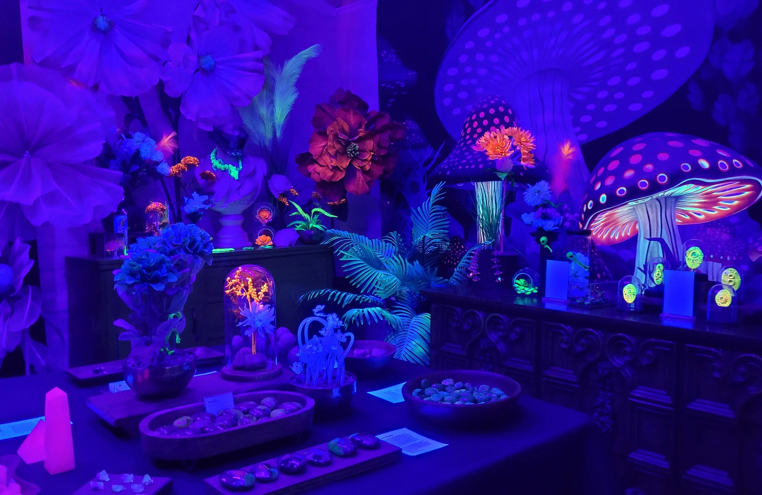 A glowing alien planet inside the Mojave Moon Museum of Natural Curiosities