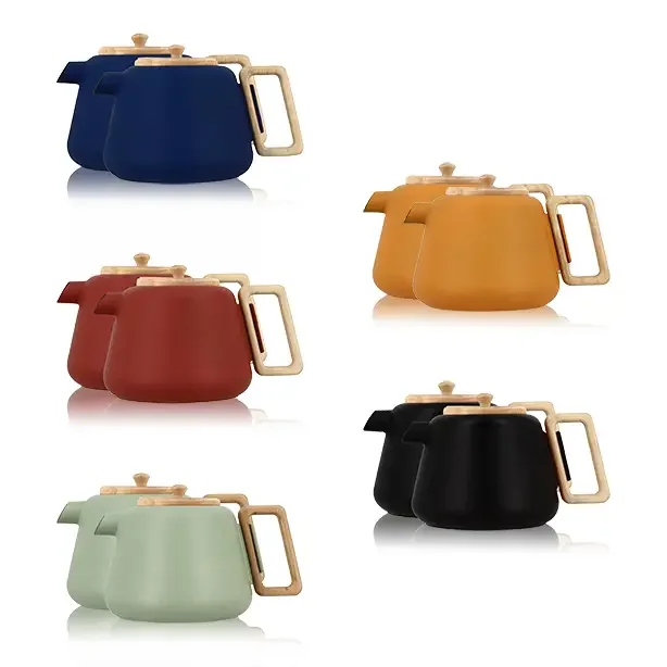 Viggo teapots.webp