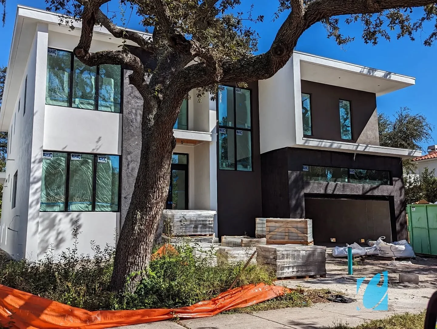 There's Beauty in the process. 🔨🏡
Painted and sealed, Ready to start exterior facade details 
.
.
#luxuryhomes 
#luxurybuilder 
#tampadeveloper 
#tamparealestate