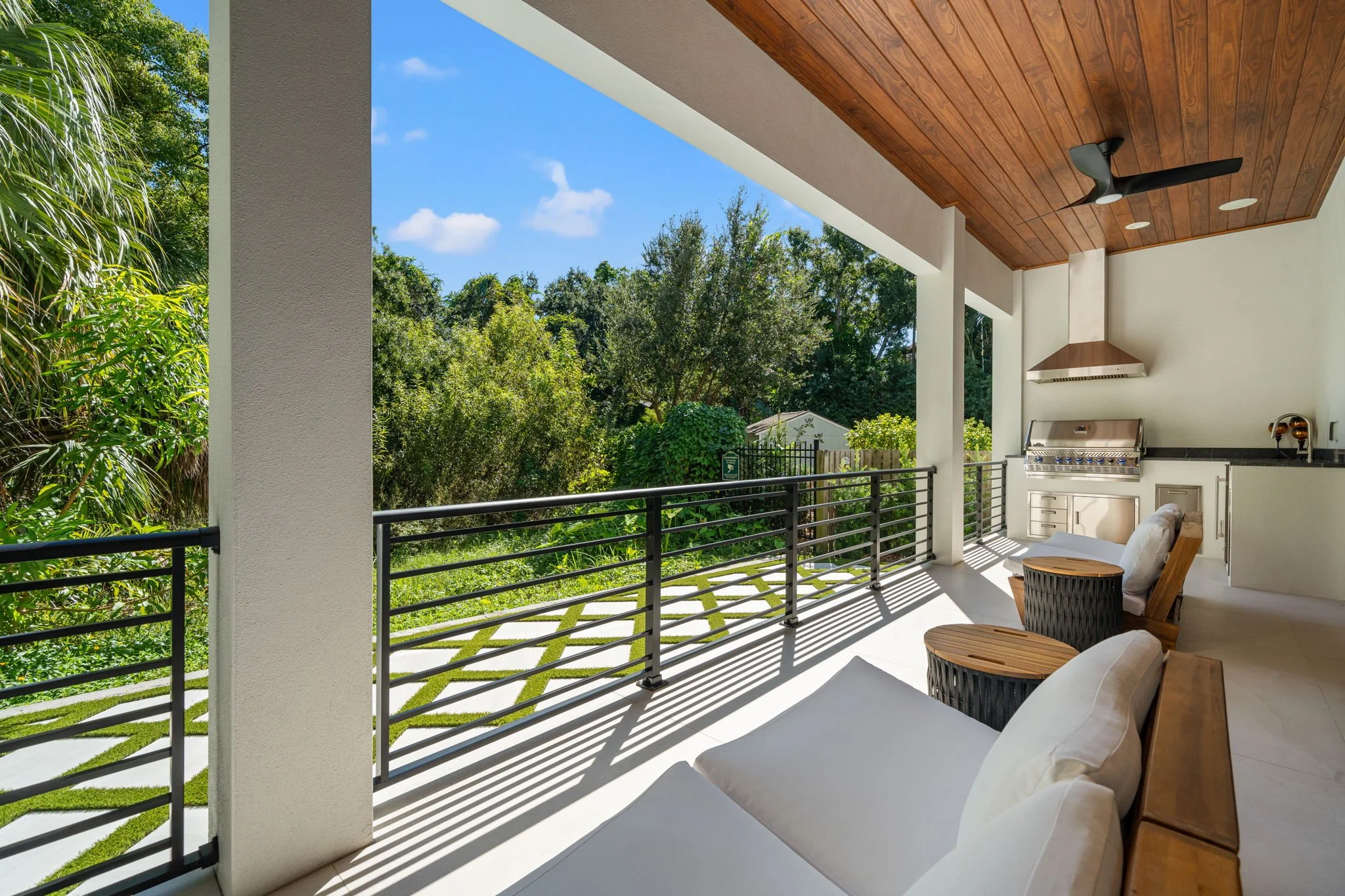 Suzanne Marques - 94-web-or-mls-7IV08481.jpg