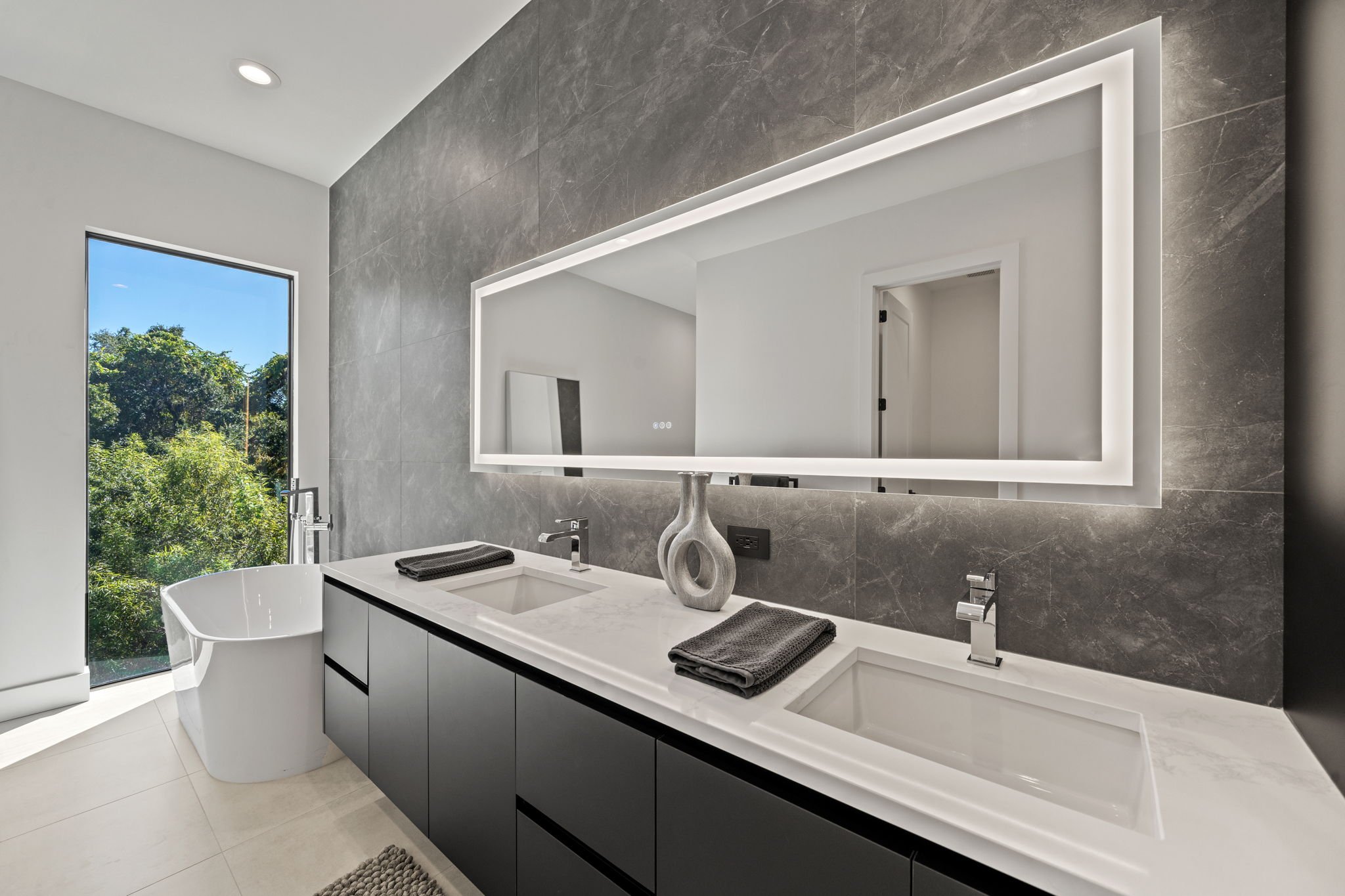 Suzanne Marques - 54-web-or-mls-7IV08268.jpg