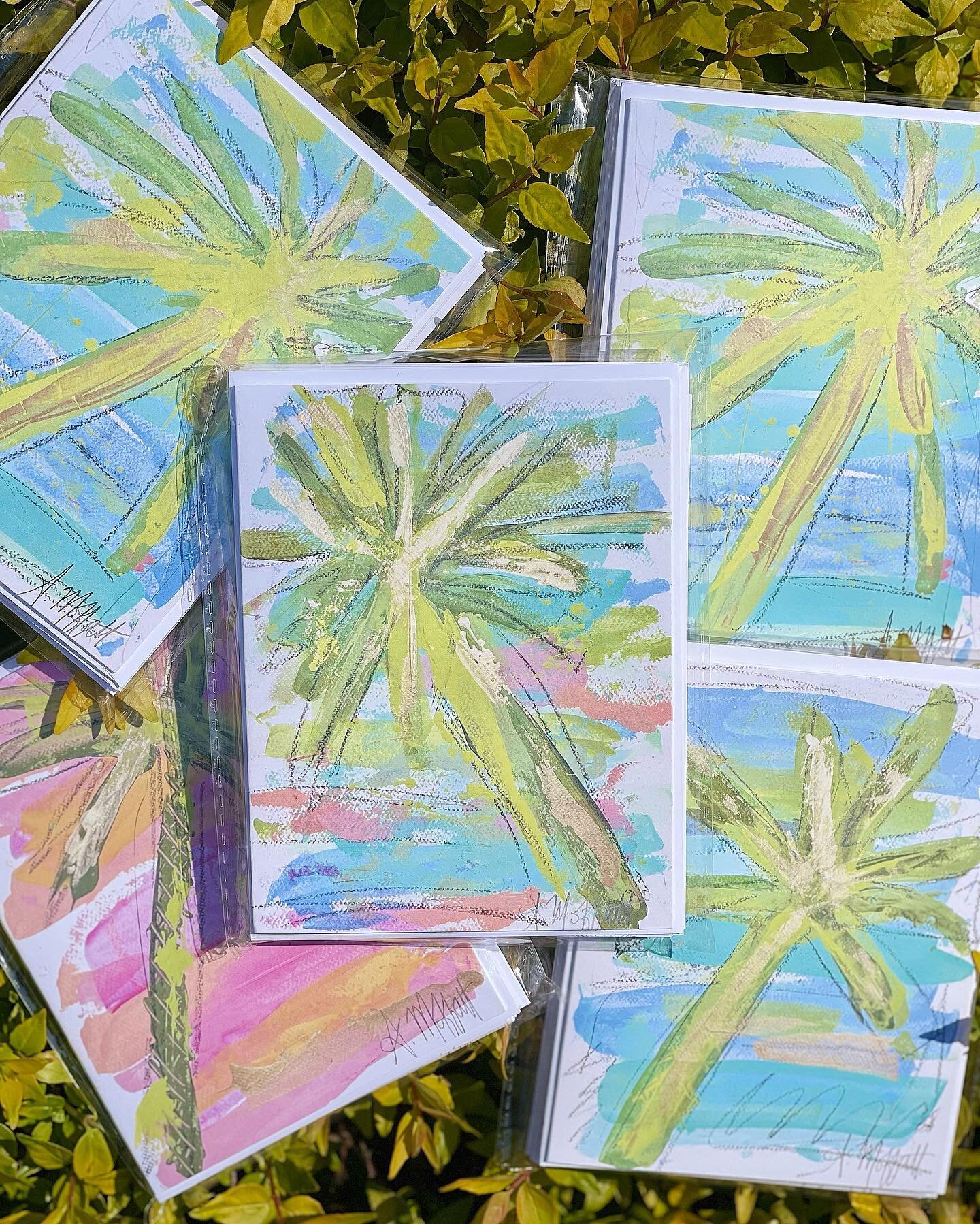 Looking for a clever idea for teacher gifts? 🎁

Love this&hellip;a friend is giving &ldquo;Painting in Paradise&rdquo; notecards, a gift card and acrylic frame to display the art/notecard to her children&rsquo;s teachers.  And attaching a note that 