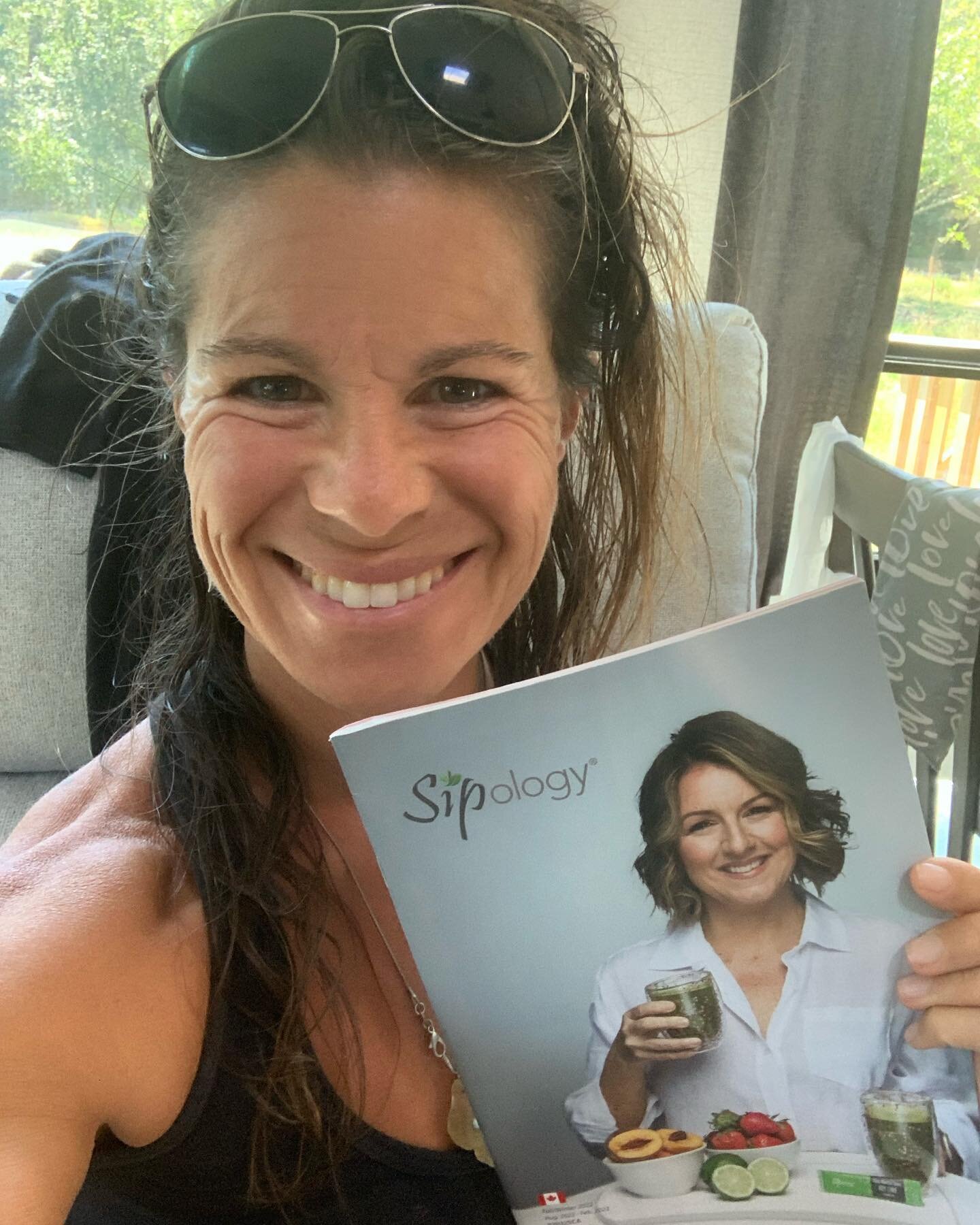 Well I am not in this new catalogue 😆 but I am every bit as proud to share it!! 
Our new superfoods lattes, soups containing adaptogenic mushrooms, holiday collections, new and fun matcha, and leading edge incredible boosters including one for libid