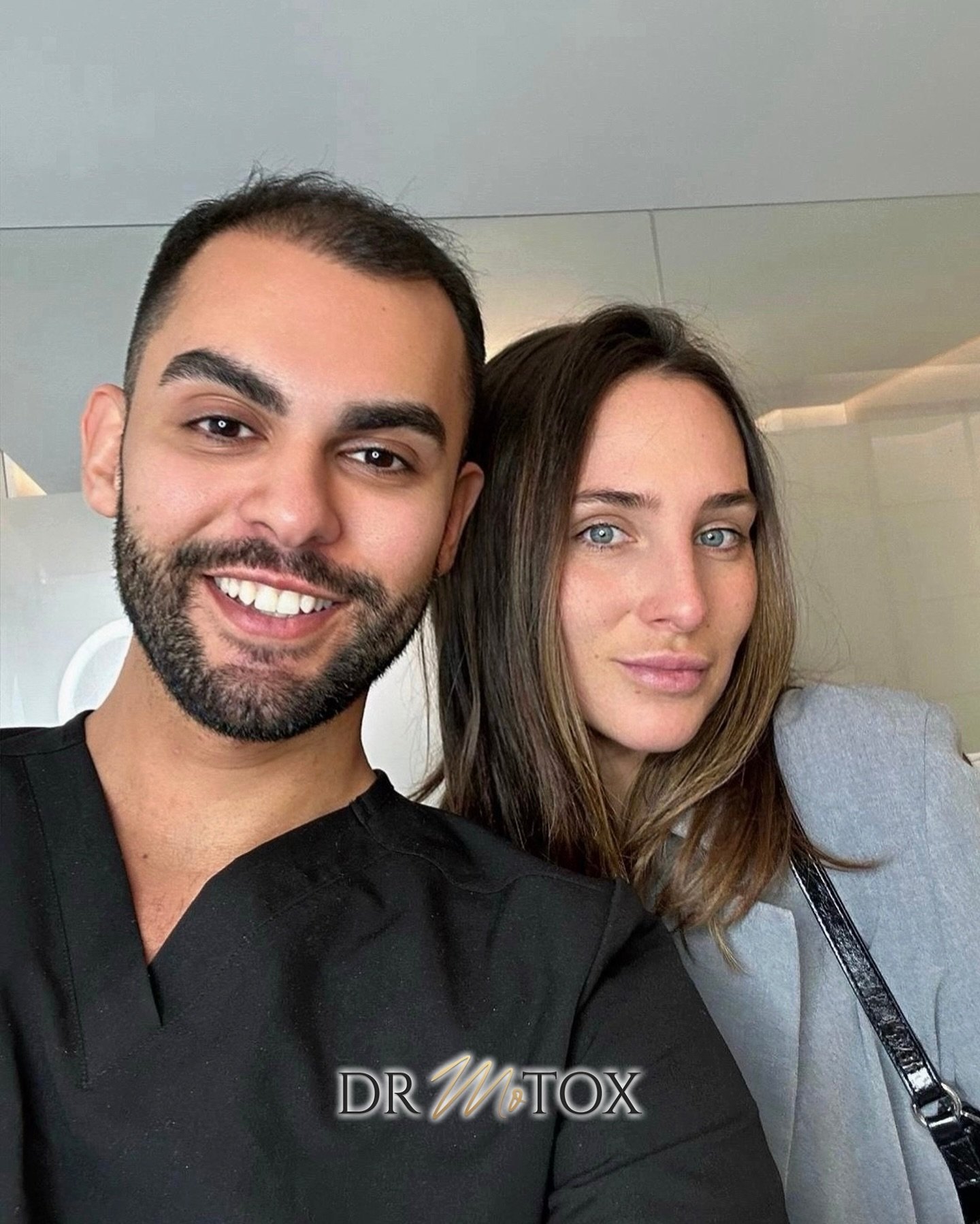 The beautiful @maevadascanio popped into the Clinic to see Dr Mo for a freshen up🫧☺️ ⁣
⁣
We love seeing our clients for their maintenance appointments every few months! 𝐈𝐭&rsquo;𝐬 𝐢𝐦𝐩𝐨𝐫𝐭𝐚𝐧𝐭 𝐭𝐨 𝐛𝐨𝐨𝐤 𝐲𝐨𝐮𝐫 𝐭𝐨𝐩 𝐮𝐩𝐬 𝐢𝐧 𝐚𝐝?