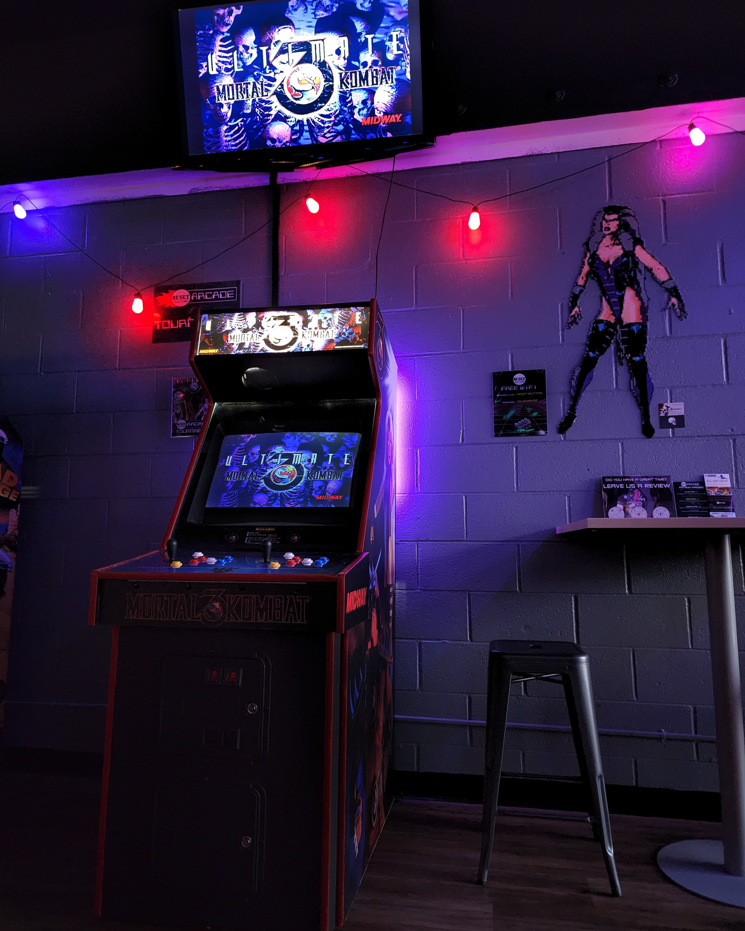 Ultimate Mortal Kombat 3 Tournament — Reset Button Arcade