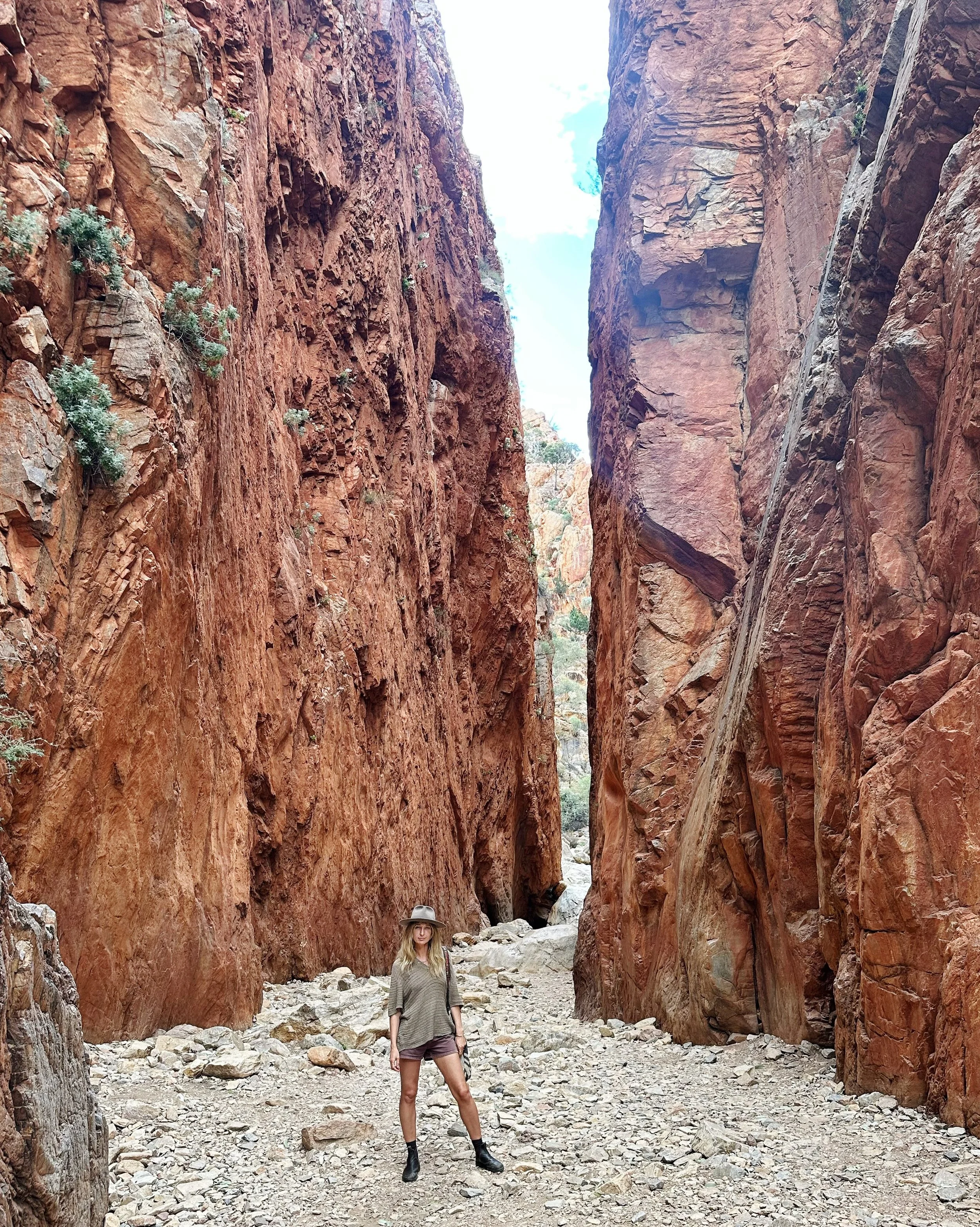 Spent the past four days in Mparntwe (Alice Springs) for the 35th @desert_mob, immersed in the work and stories of hundreds of Aboriginal artists from across Central Australia.
I&rsquo;ve been moved to tears, more than once, by work carrying stories 