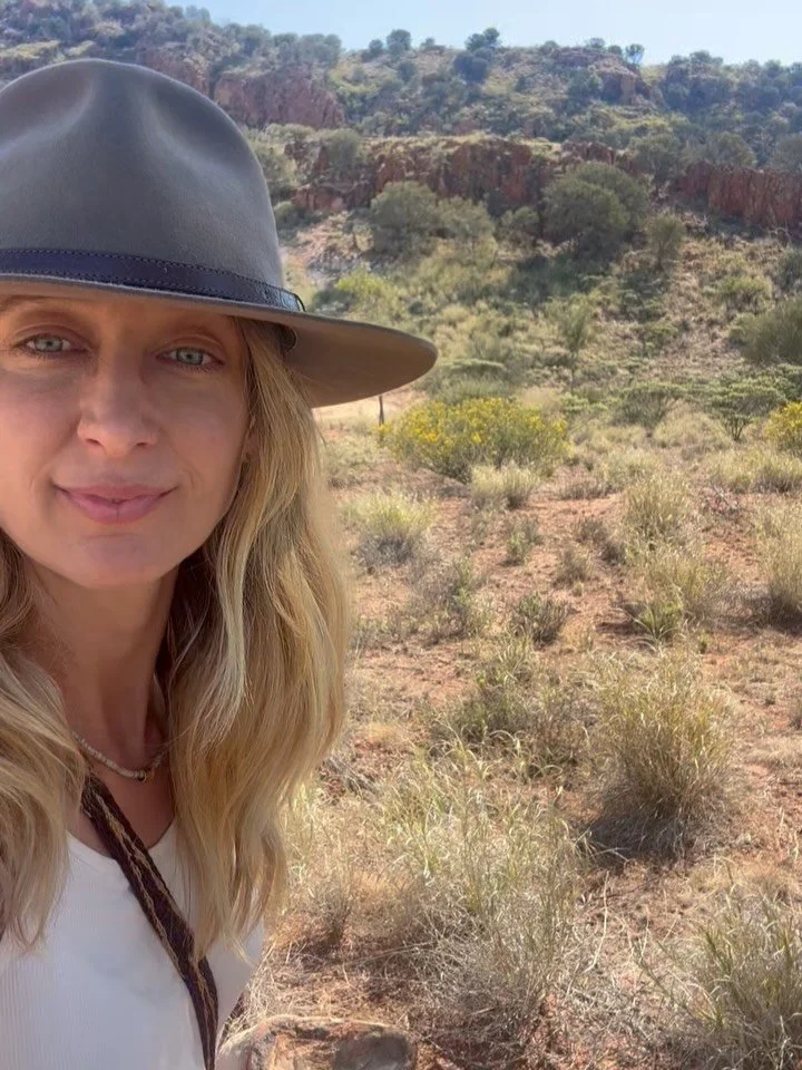 Of all the things I loved about @desert_mob, this was one of the most inspiring. Buffel grass is smothering native plants across Central Australia, threatening bush foods and medicines and changing Country beyond recognition - a desert should not loo