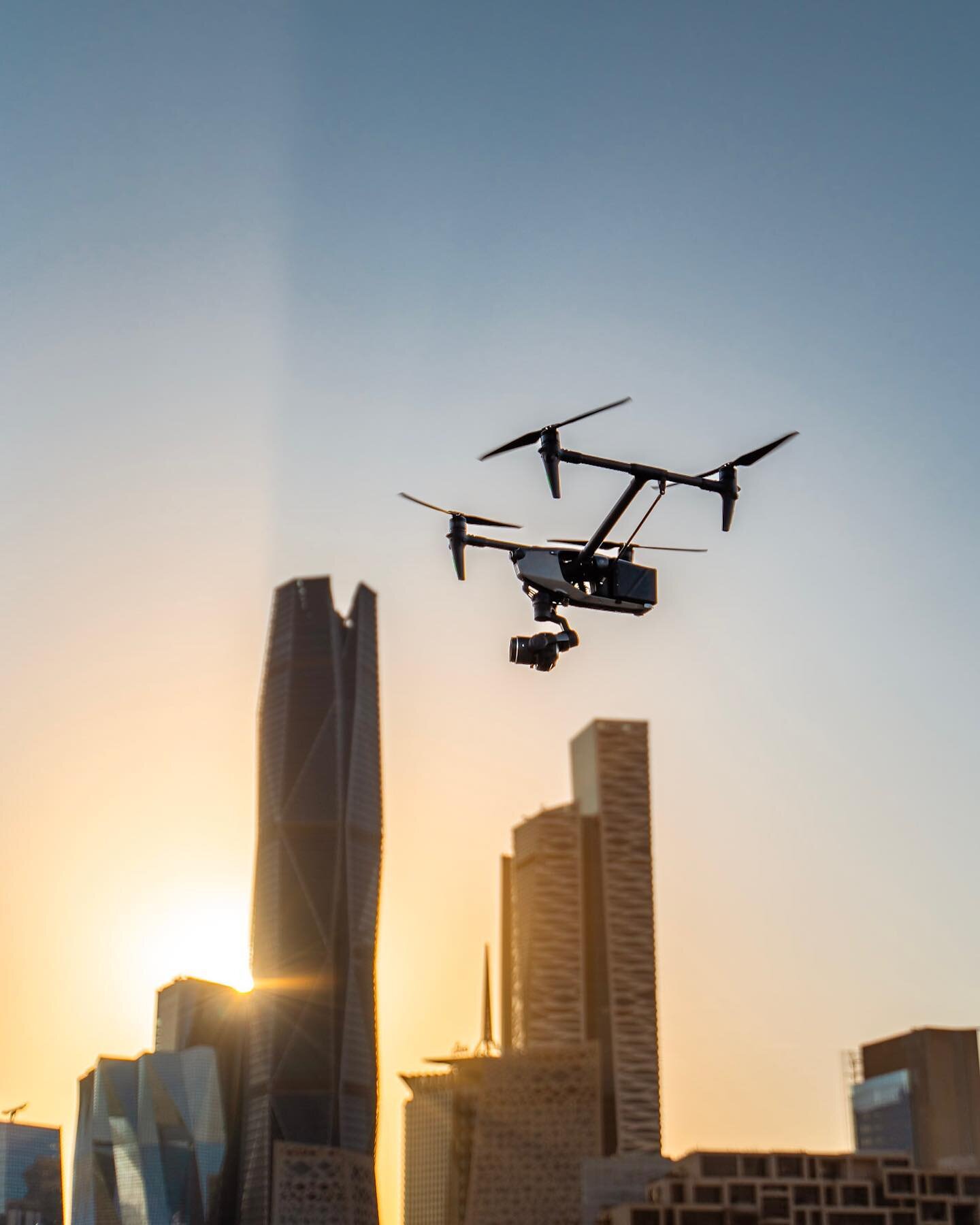 Recent shoot in Saudi Arabia with Inspire 3. 

Pilot @liamofdrones 
gimbal @frederikfromfinland 
Tech @disturbed_09

#inspire3 #i3 #ksa #riyadh #drone #uav #kafd #instagram #film #producer #cinematography